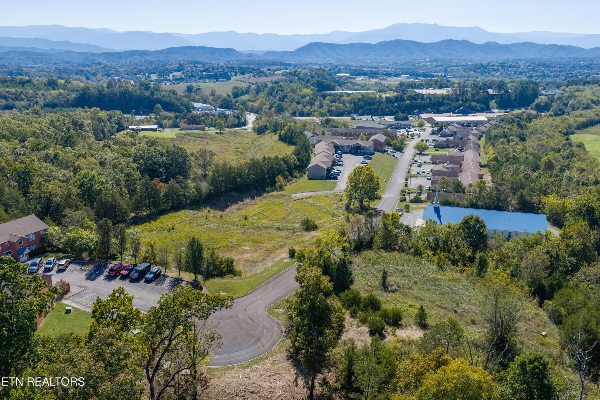 17R Murrell Meadows Drive, Sevierville, TN 37876