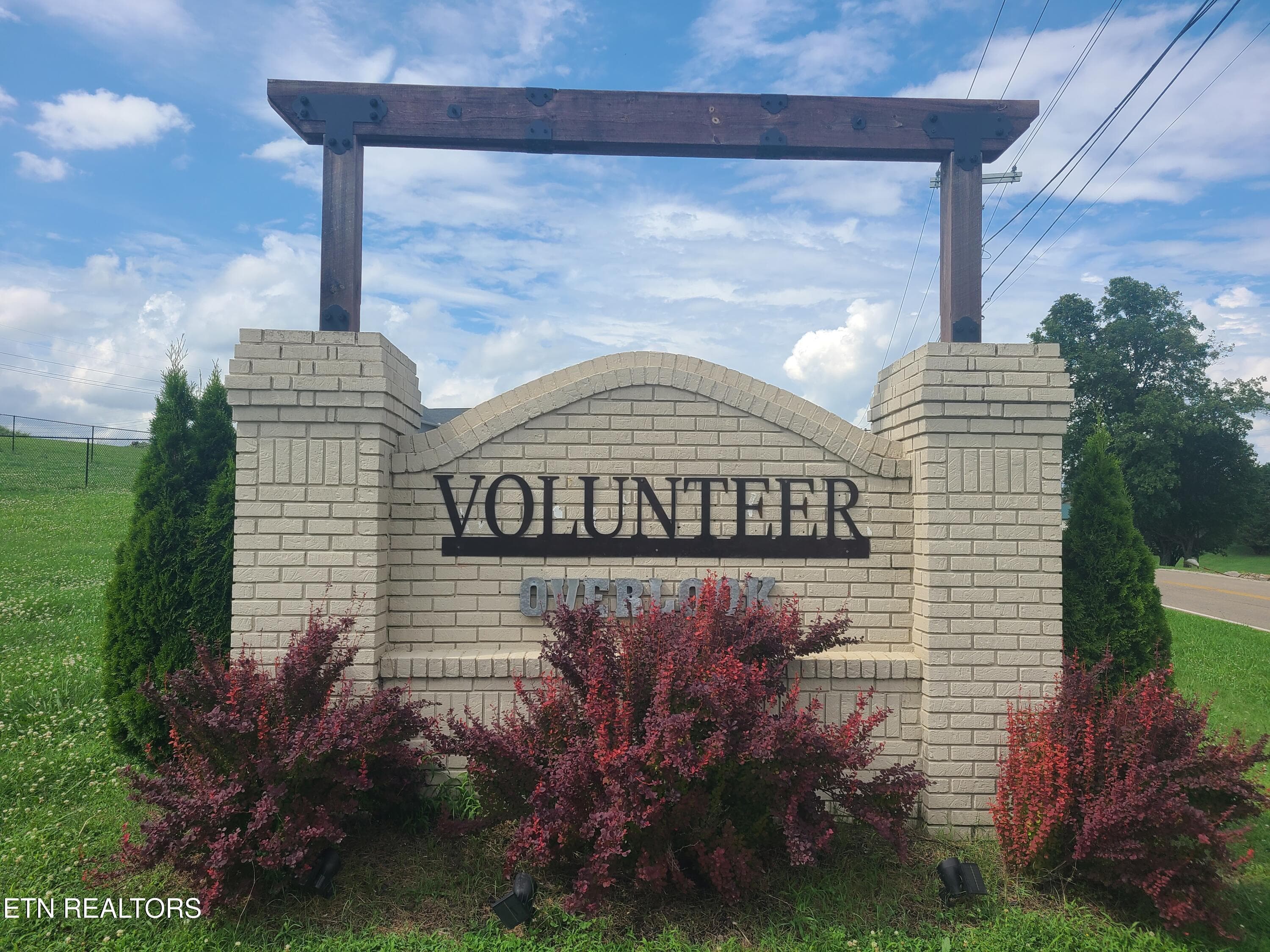 242 Pocahontas Lane, Rutledge, TN 37861