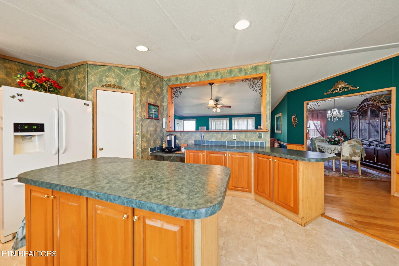 6 - 522 Under The Sun Rd, Cosby, TN 37722, Cosby