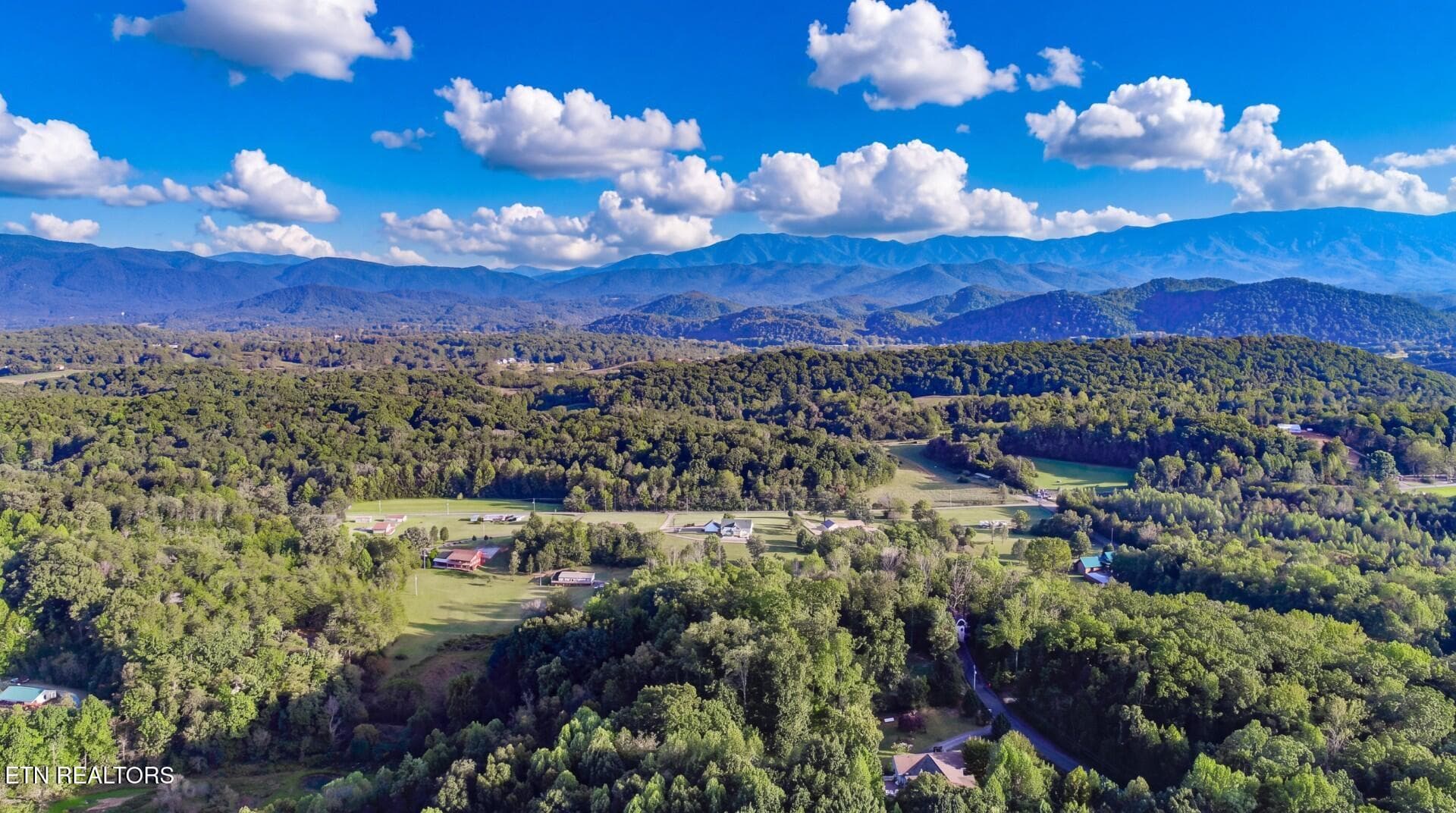 45ai - 522 Under The Sun Rd, Cosby, TN 37722, Cosby