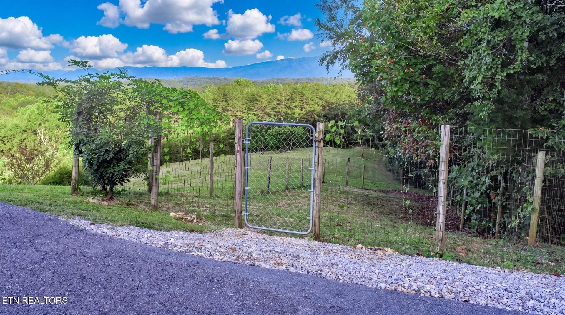 50ai - 522 Under The Sun Rd, Cosby, TN 37722, Cosby