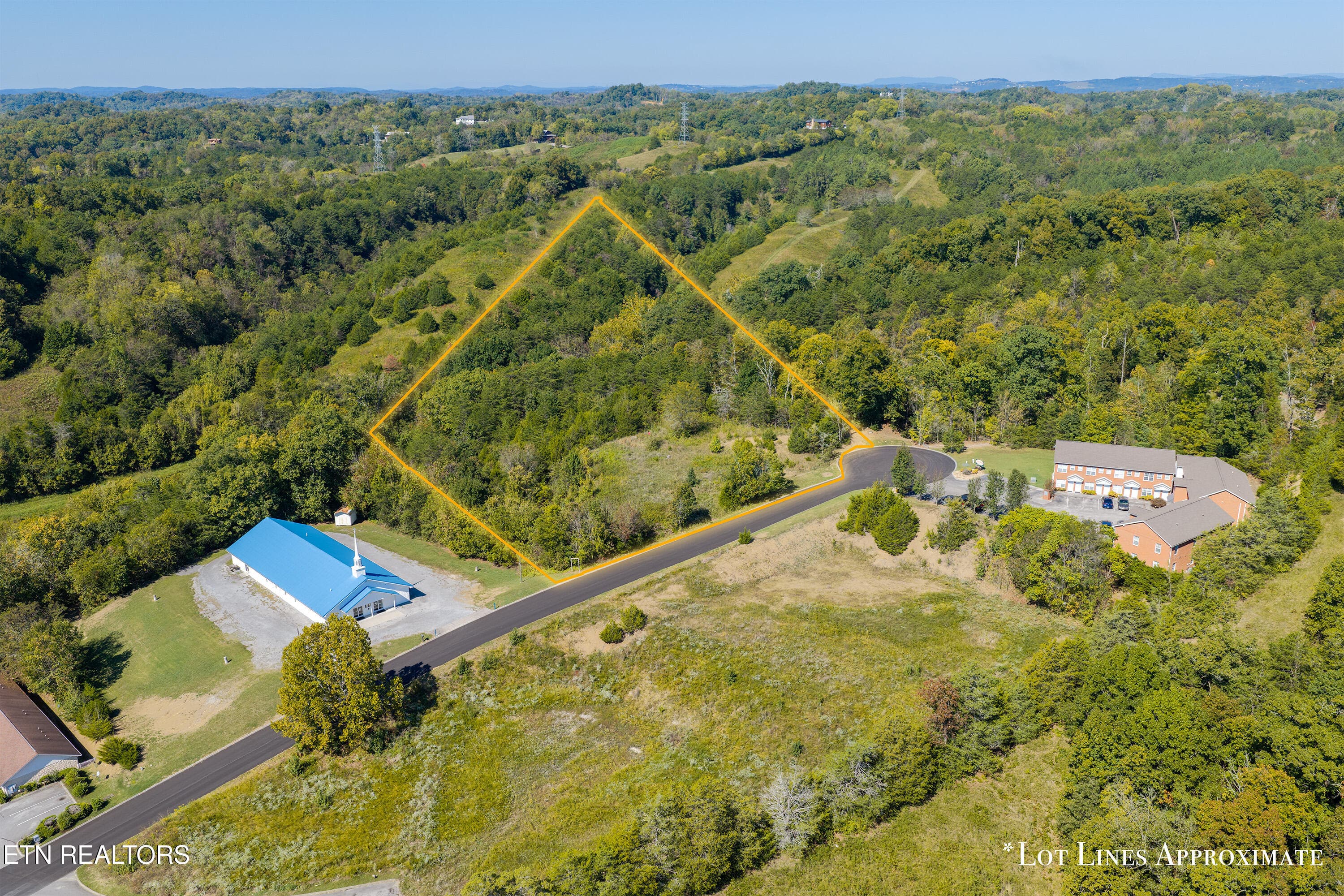 File 17 - 17R Murrell Meadows Drive, Sevierville, TN 37876, Sevierville