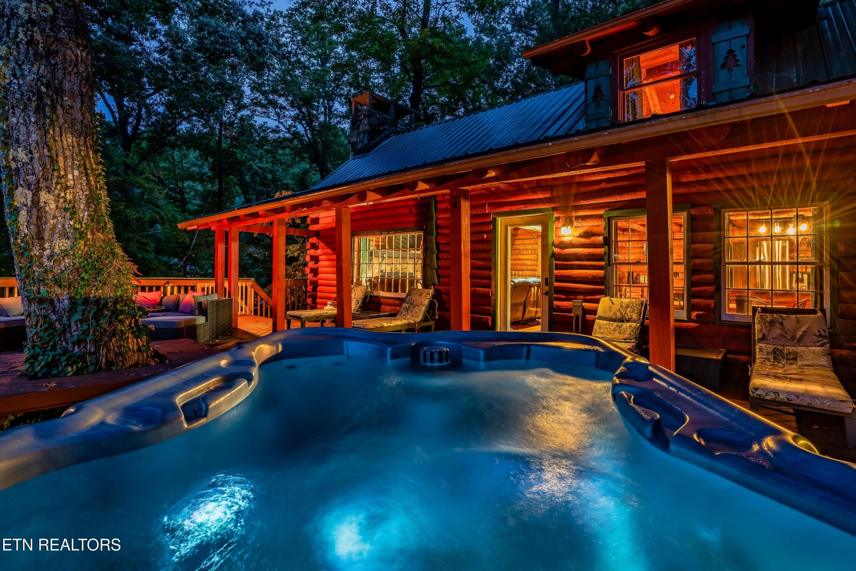 1008Fre-13 - 1008 E Foothills Drive, Gatlinburg, TN 37738, Gatlinburg