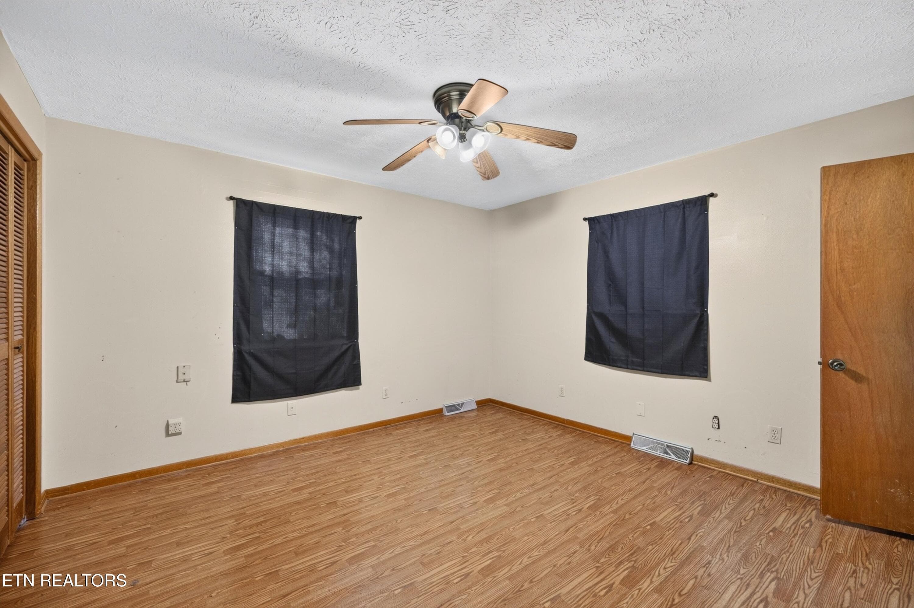 015-1104FairviewDrive-Dandridge-TN-37725 - 1104 Fairview Drive, Dandridge, TN 37725, Dandridge