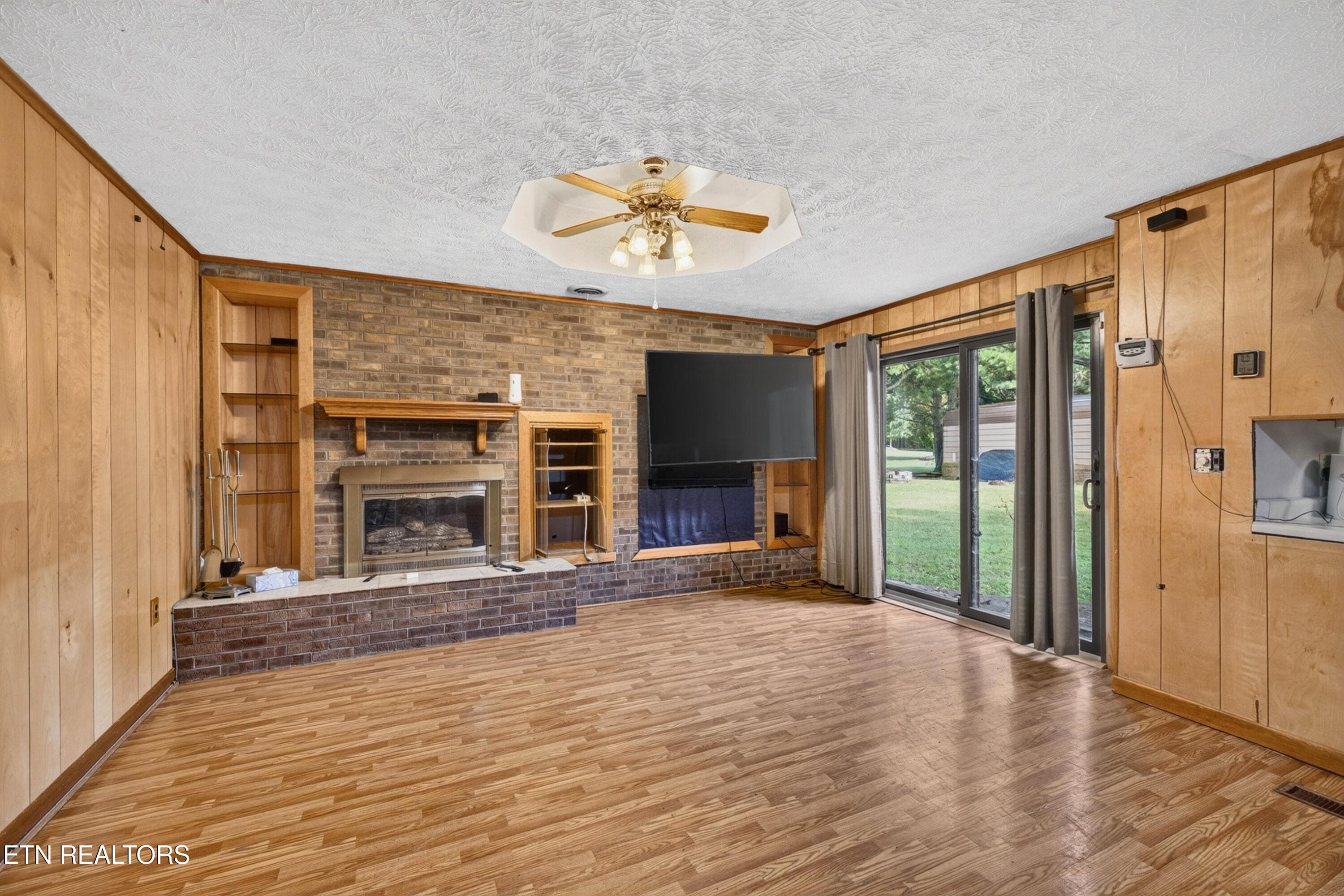 013-1104FairviewDrive-Dandridge-TN-37725 - 1104 Fairview Drive, Dandridge, TN 37725, Dandridge