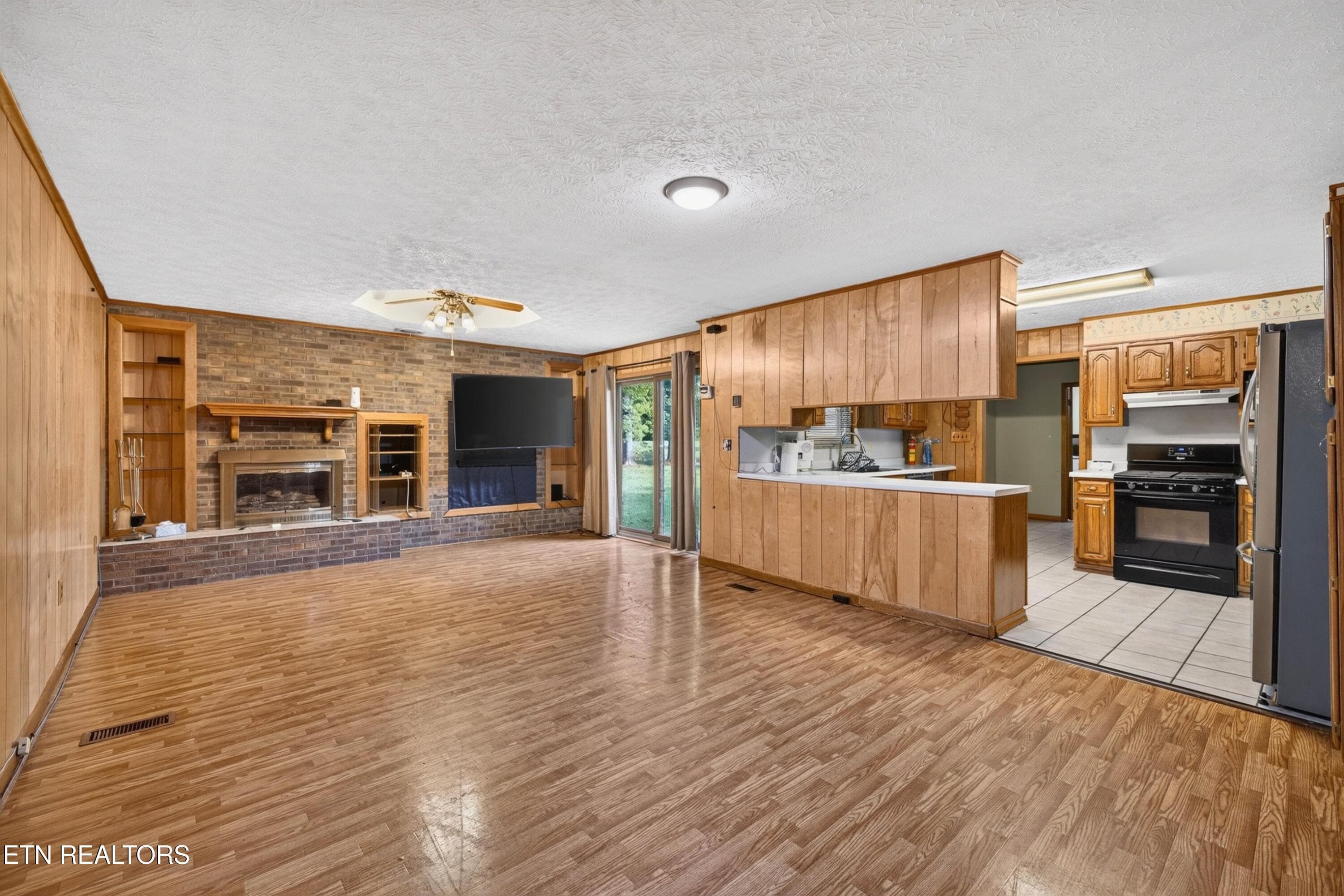 012-1104FairviewDrive-Dandridge-TN-37725 - 1104 Fairview Drive, Dandridge, TN 37725, Dandridge