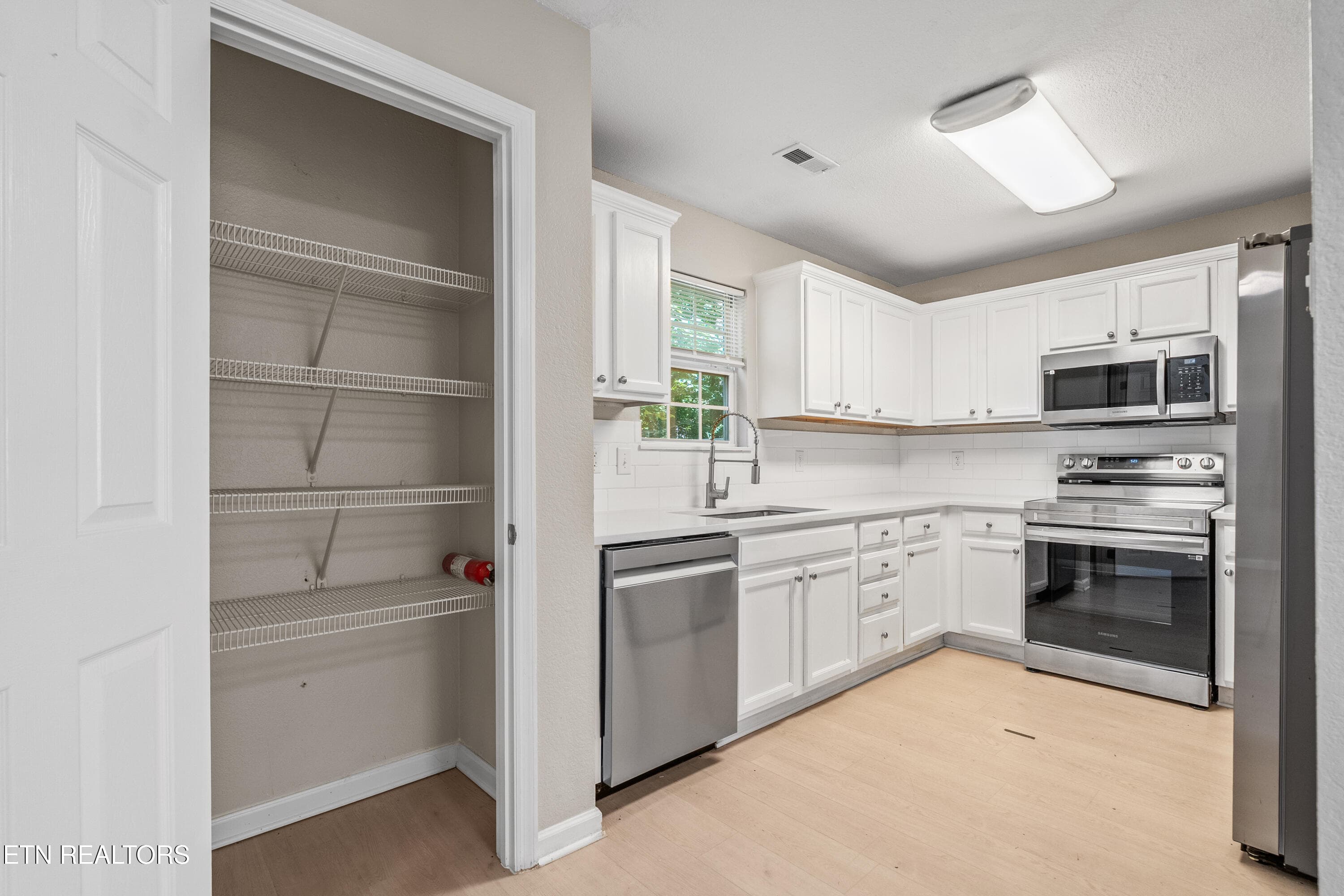 DSC07197 - 8709 Mowbray Way, Knoxville, TN 37923, Knoxville