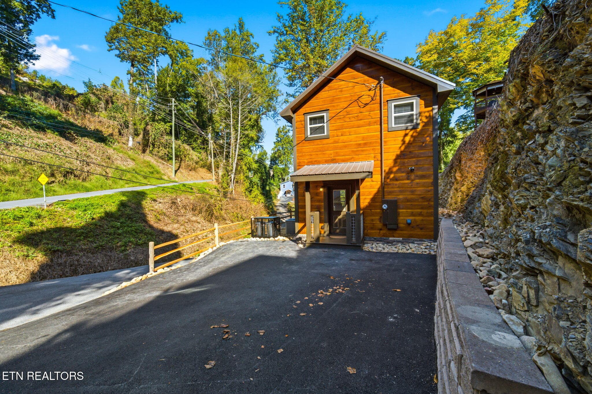 3-web-or-mls-253-Silverbell-Ln-Gatlinbur - 253 Silverbell Lane, Gatlinburg, TN 37738, Gatlinburg