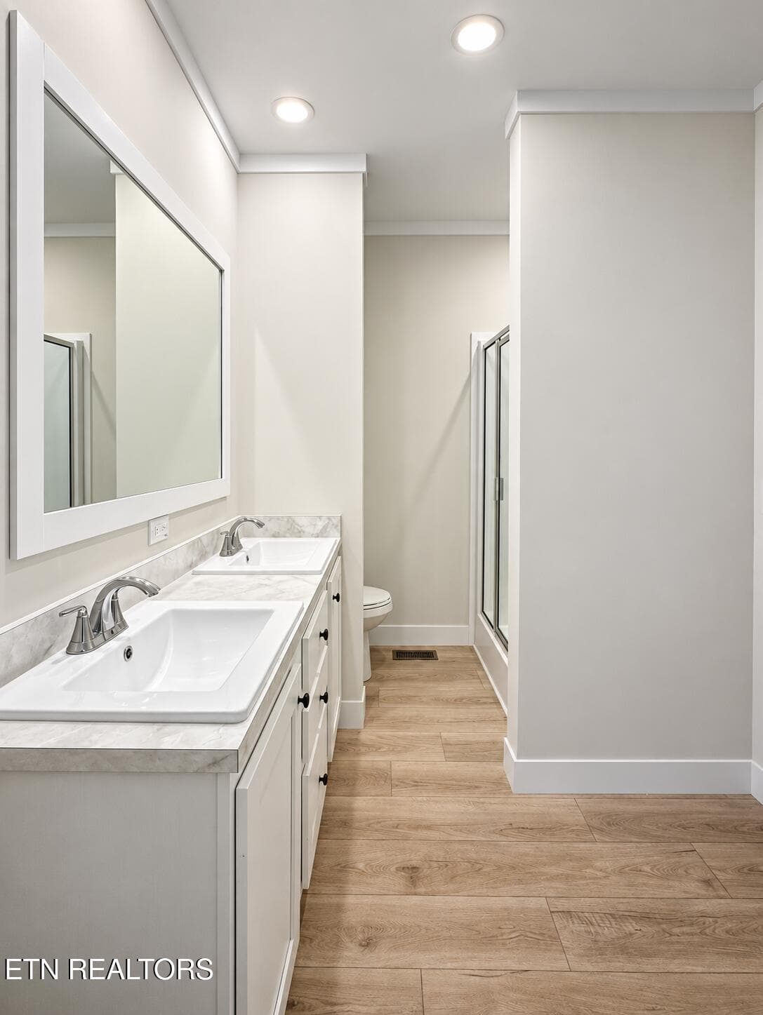 Primary Bathroom - 1623 Scenic Drive, Athens, TN 37303, Athens