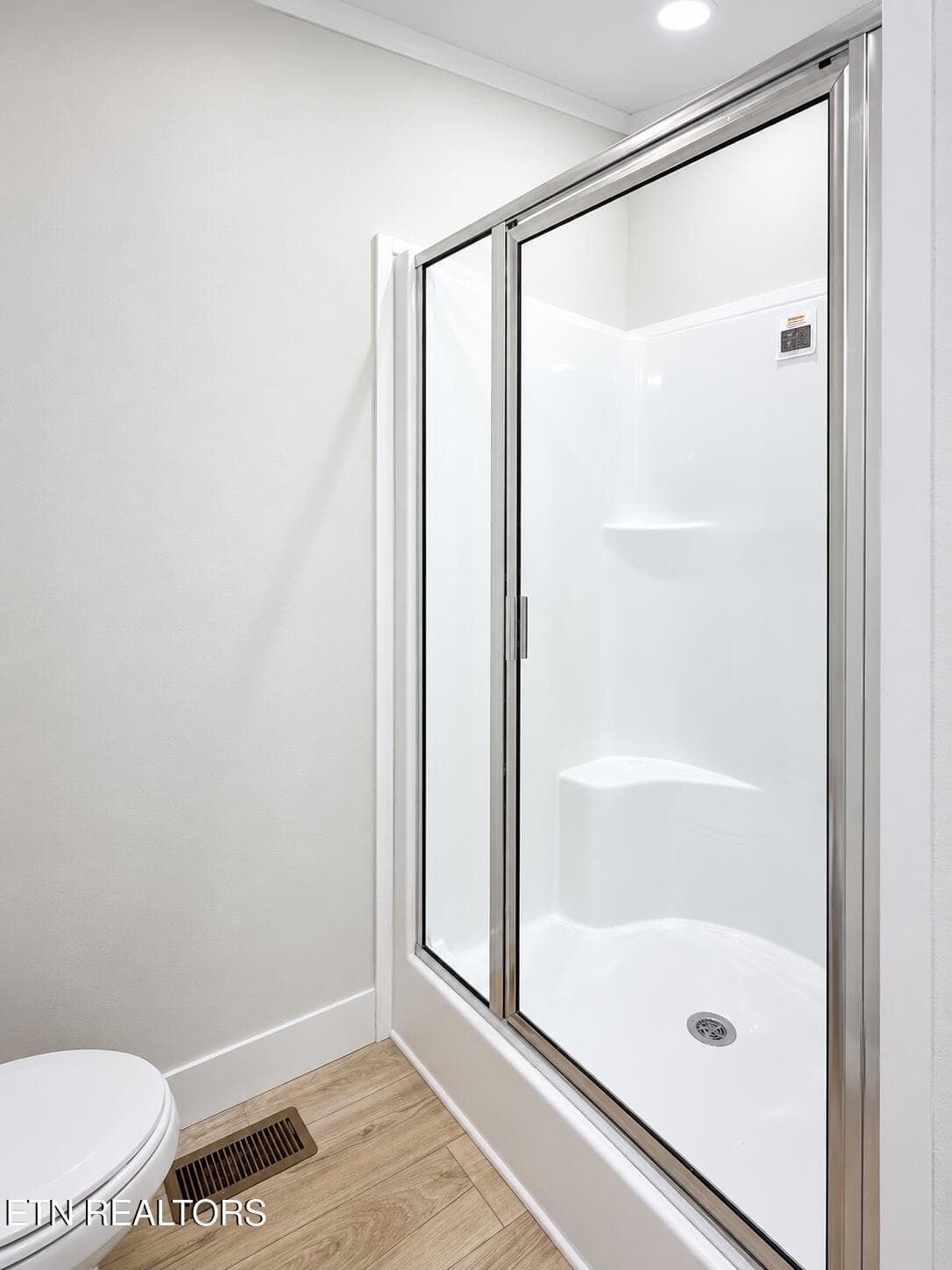 Primary Bathroom - 1623 Scenic Drive, Athens, TN 37303, Athens