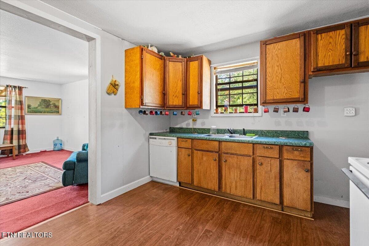 16-741 Melvin Hollow Rd - 741 Melvin Hollow Rd, Pioneer, TN 37847, Pioneer