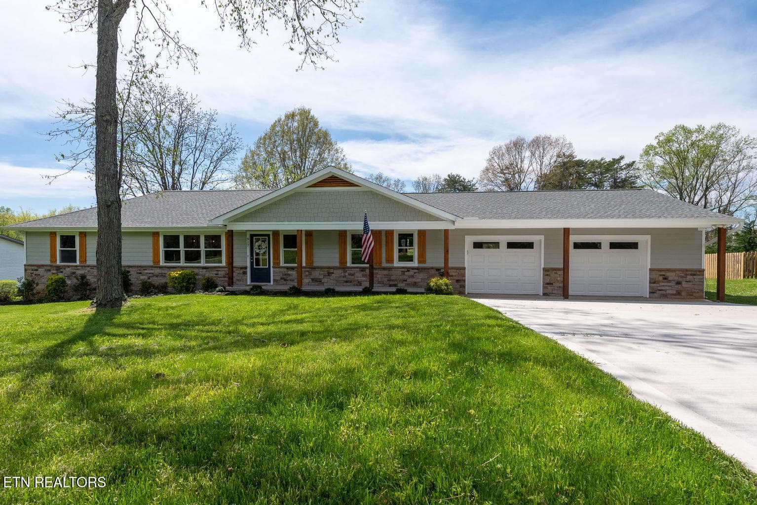 917 Huntington Farms Rd, Maryville, TN 37803