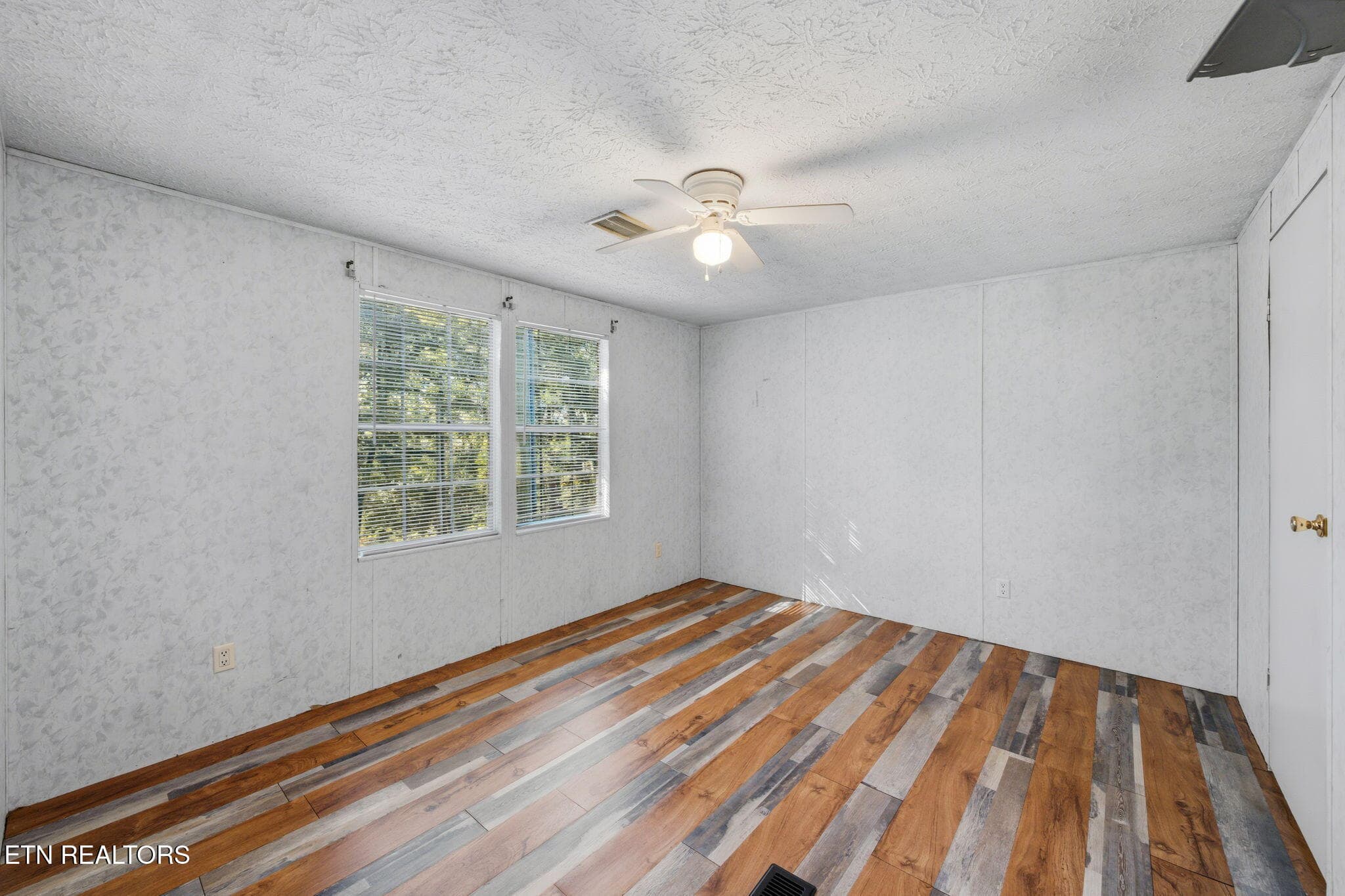 20-web-or-mls-429-Allen-Rd-Sevierville-T - 429 Allen Rd, Sevierville, TN 37876, Sevierville