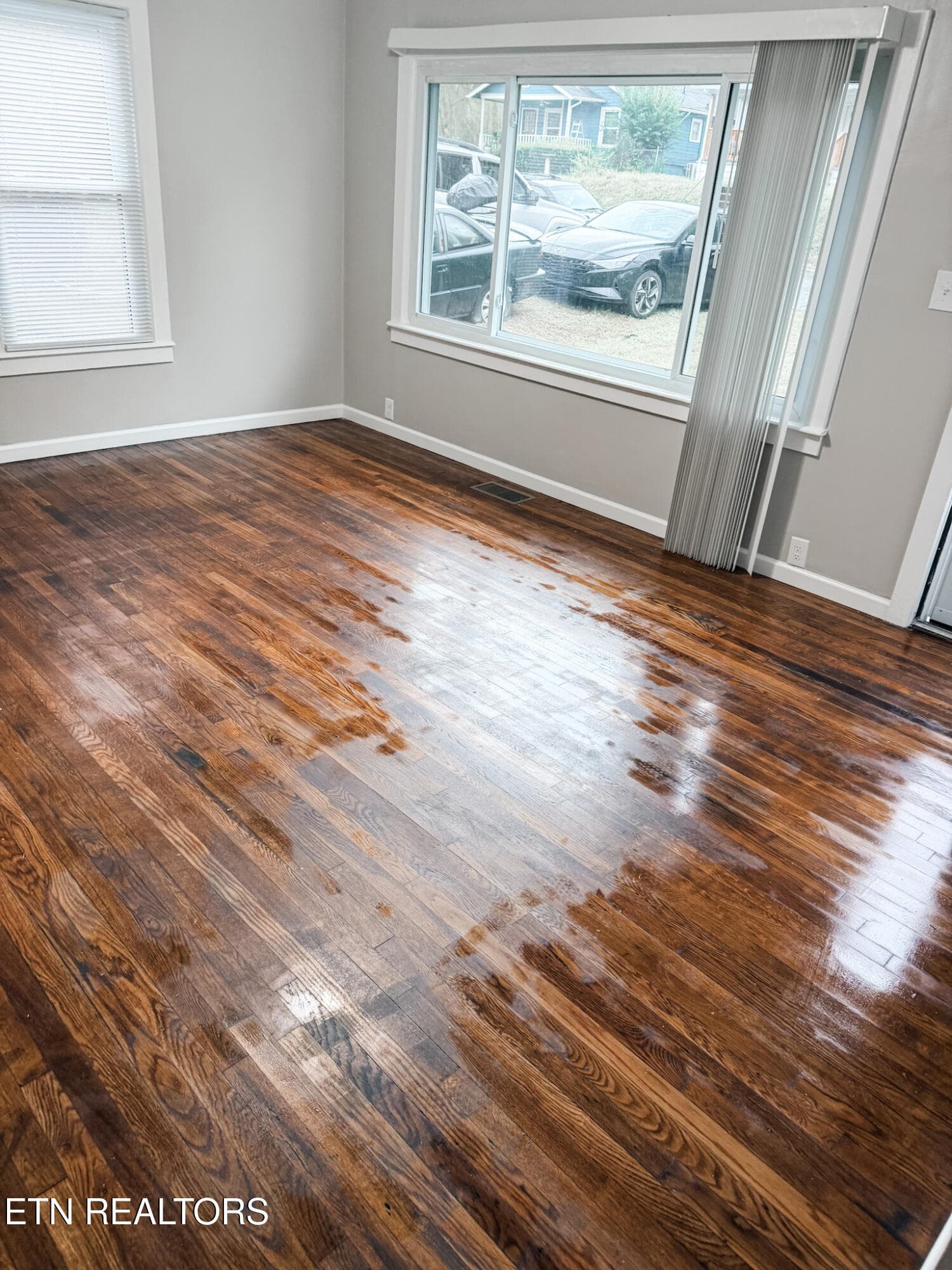 Living Room - 4029 Ivy Ave, Knoxville, TN 37914, Knoxville