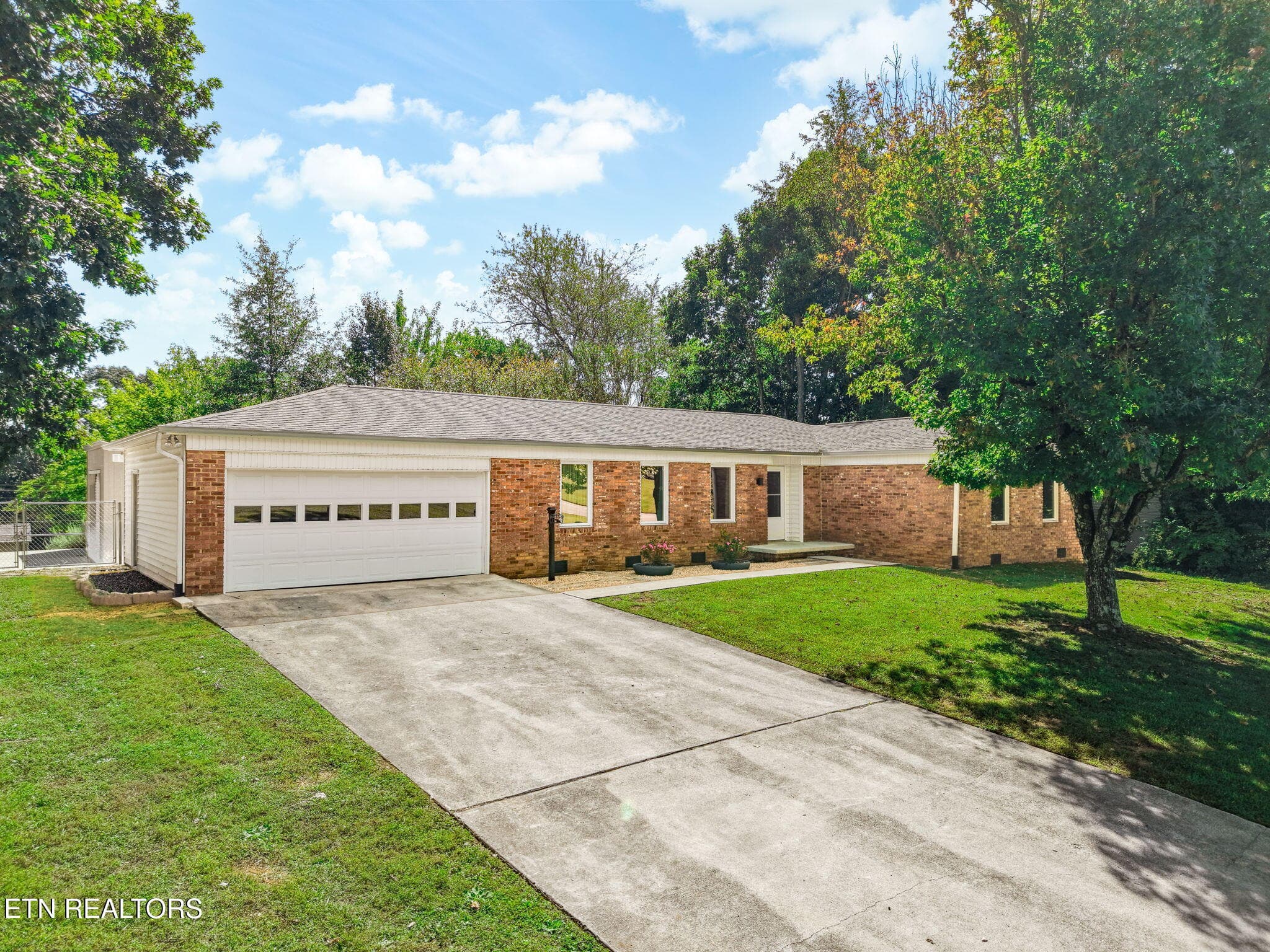 FARRAGUT HOME - 11554 Midhurst Drive, Knoxville, TN 37934, Knoxville