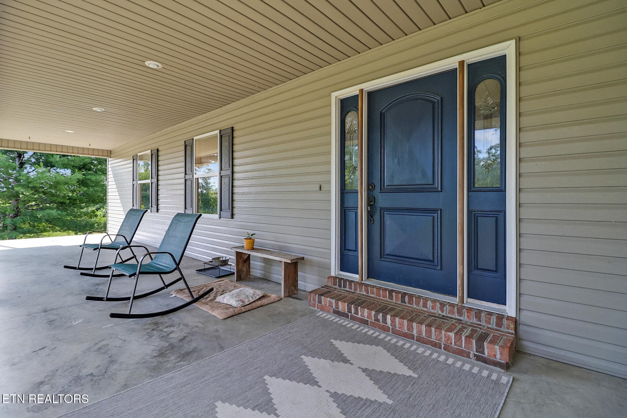 covered porch - 3426 Rugby pike Pike, Jamestown, TN 38556, Jamestown