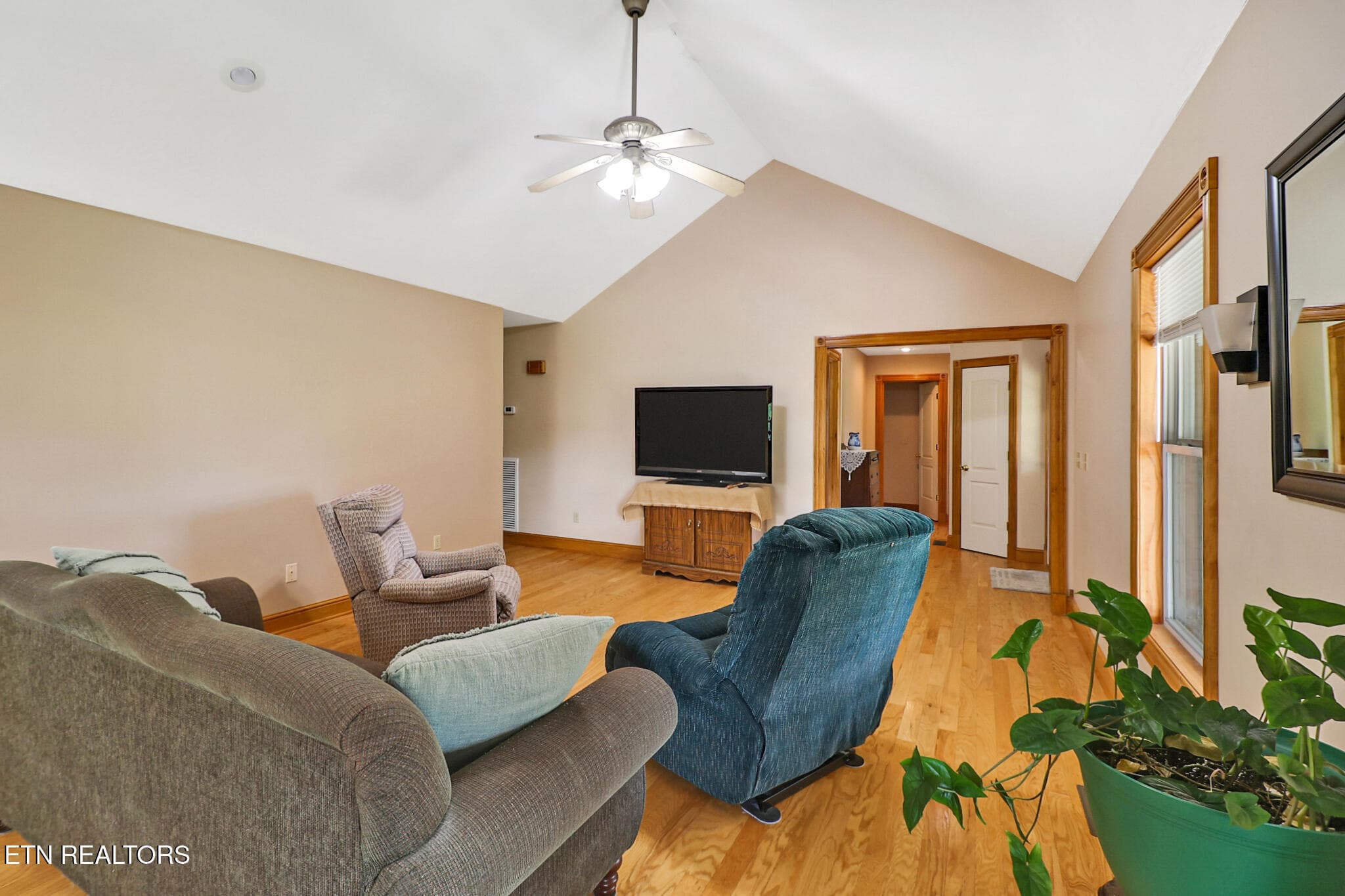 LR - 3426 Rugby pike Pike, Jamestown, TN 38556, Jamestown