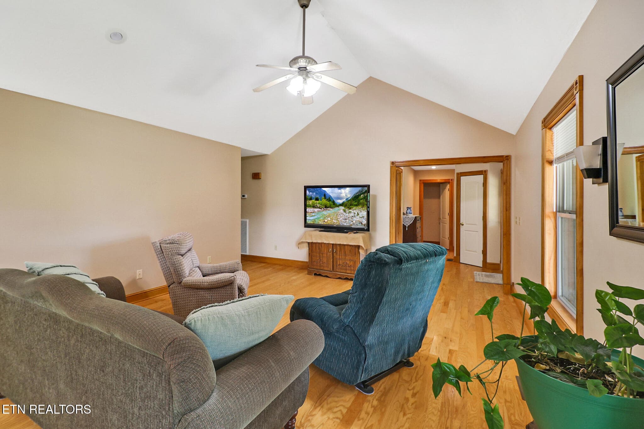 LR - 3426 Rugby pike Pike, Jamestown, TN 38556, Jamestown