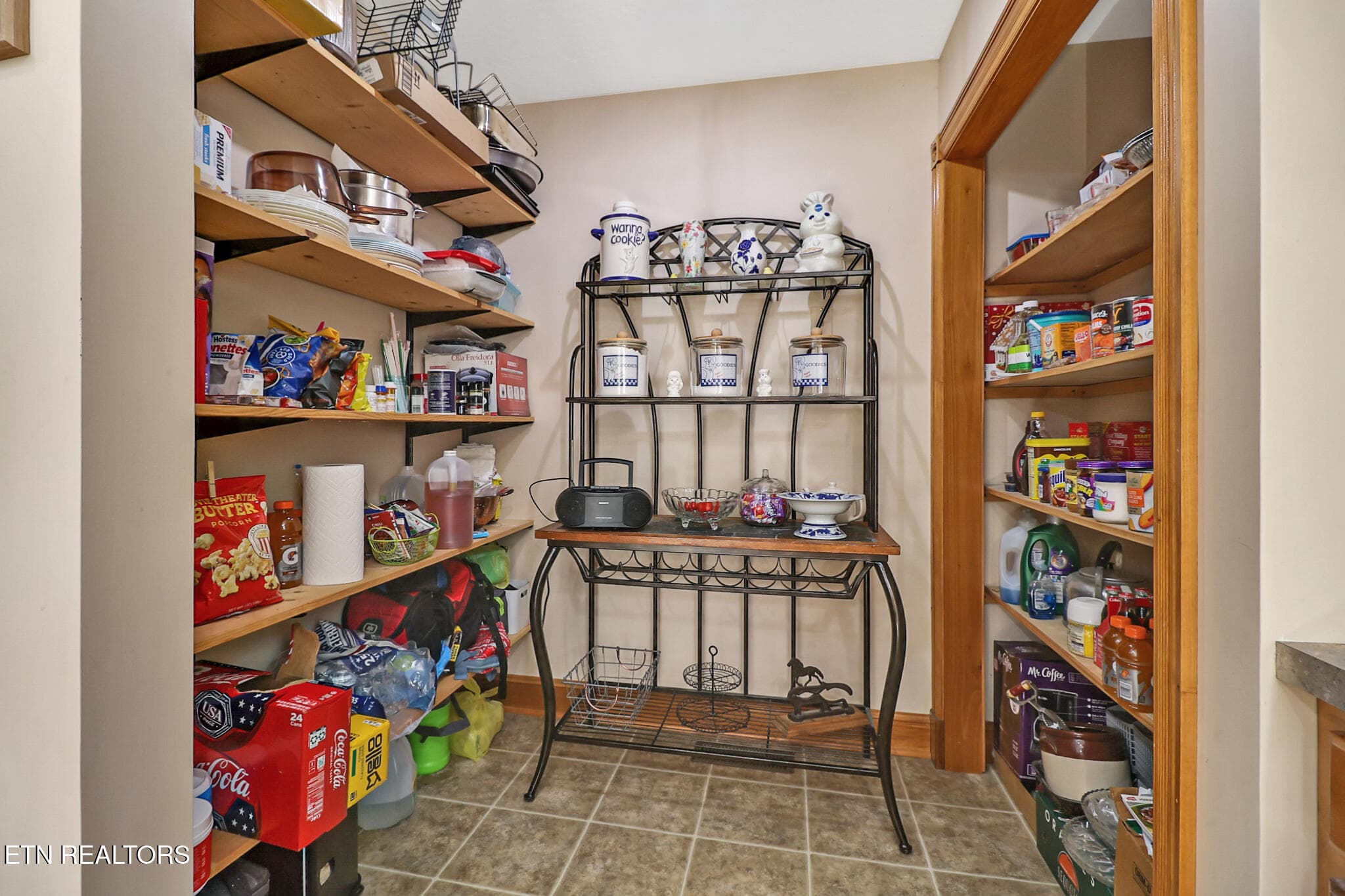 pantry area - 3426 Rugby pike Pike, Jamestown, TN 38556, Jamestown