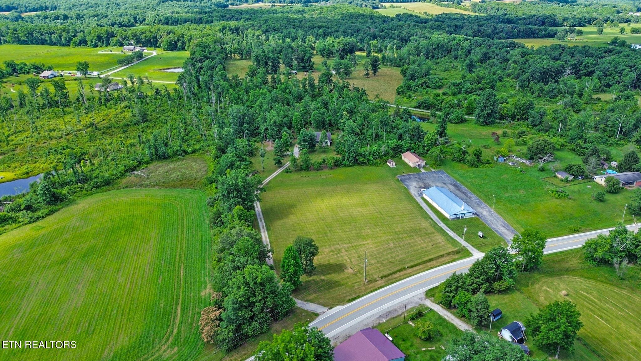 overhead - 3426 Rugby pike Pike, Jamestown, TN 38556, Jamestown