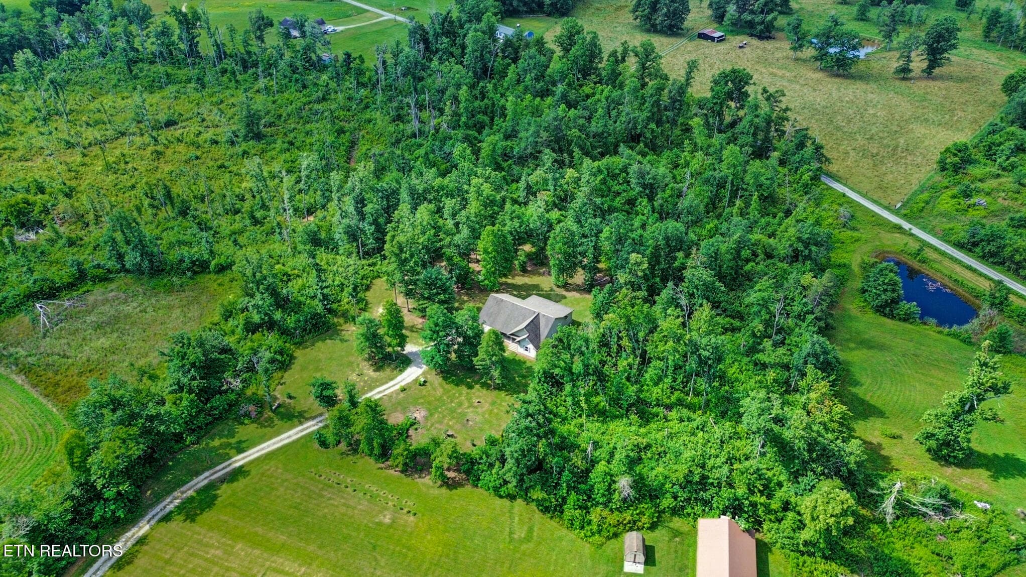 overhead - 3426 Rugby pike Pike, Jamestown, TN 38556, Jamestown