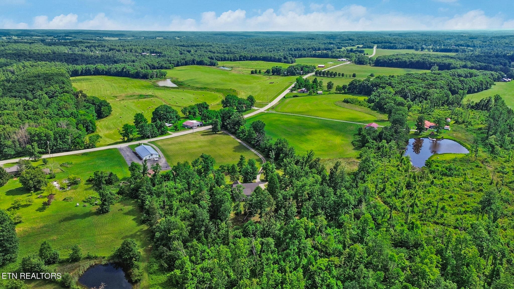 overhead - 3426 Rugby pike Pike, Jamestown, TN 38556, Jamestown