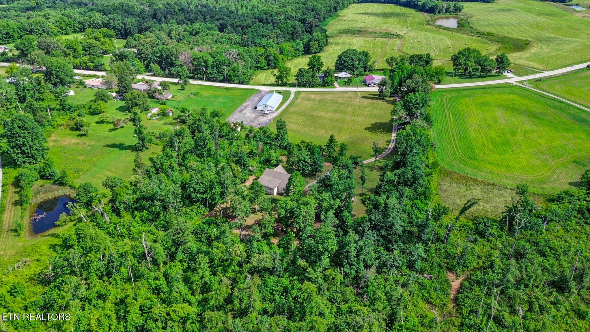 overhead - 3426 Rugby pike Pike, Jamestown, TN 38556, Jamestown