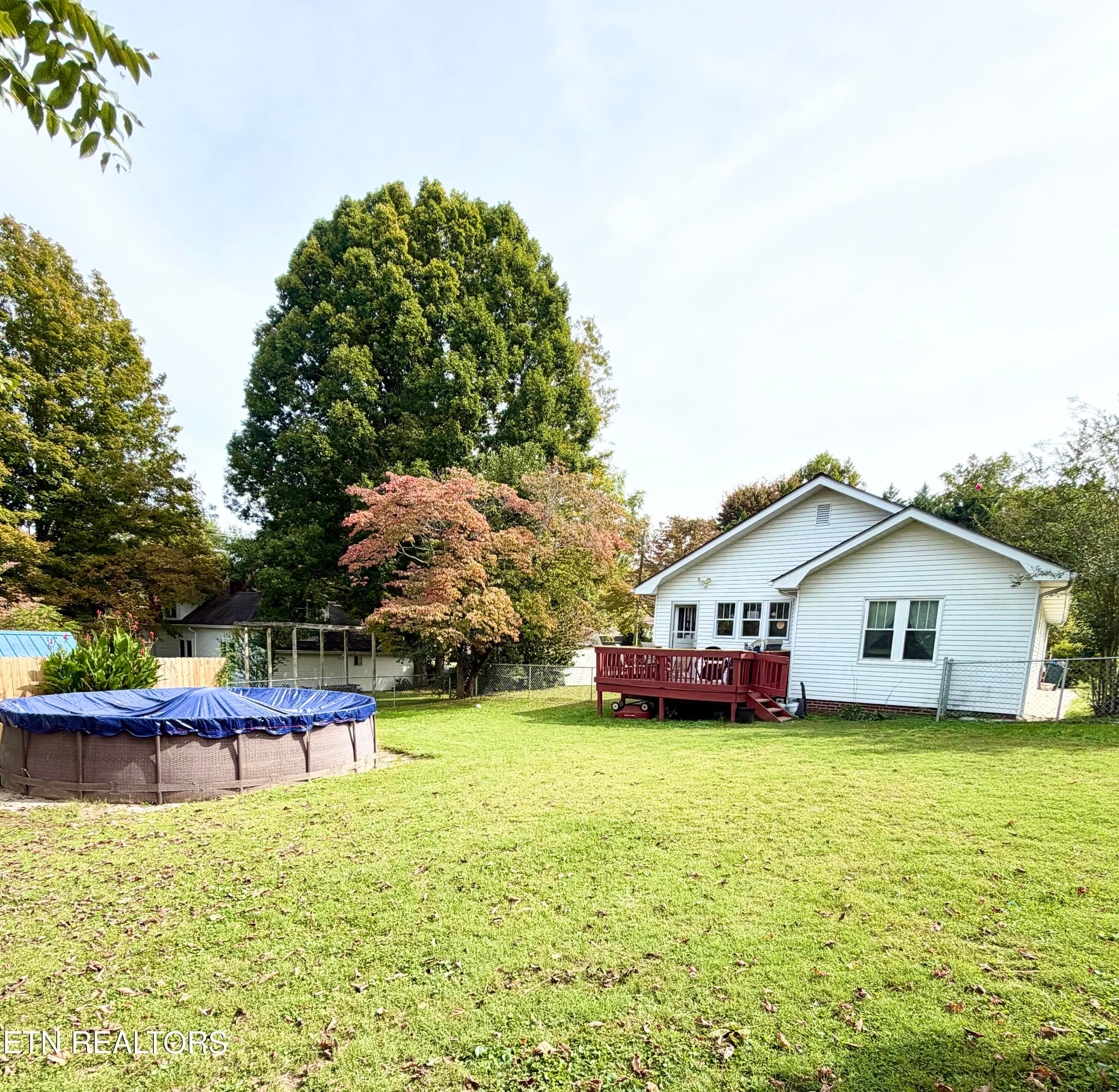 IMG_5983 - 108 W Elm St, LaFollette, TN 37766, LaFollette