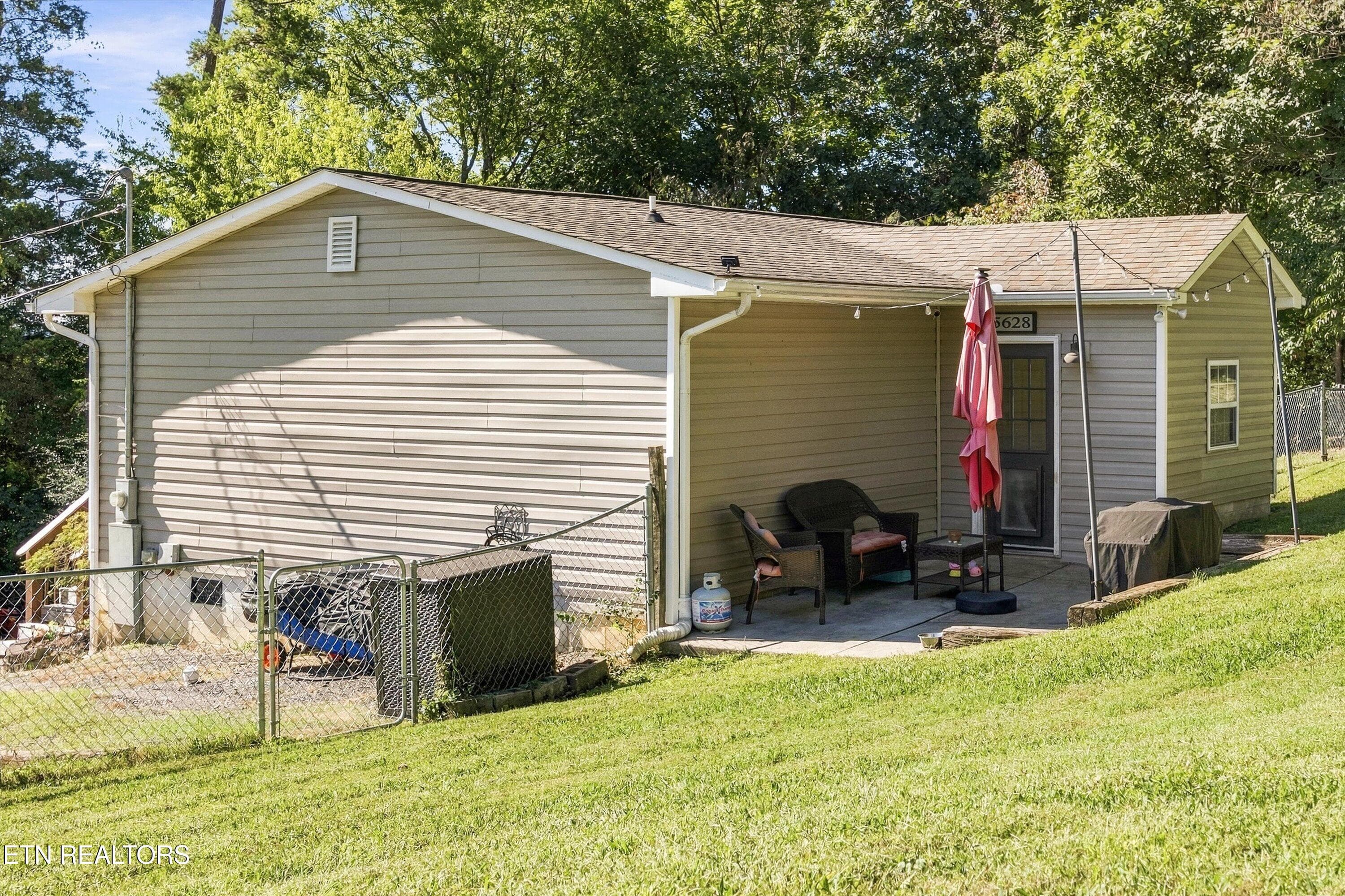 23-5628 W Luttrell Rd16 - 5628 W Luttrell Rd, Knoxville, TN 37918, Knoxville