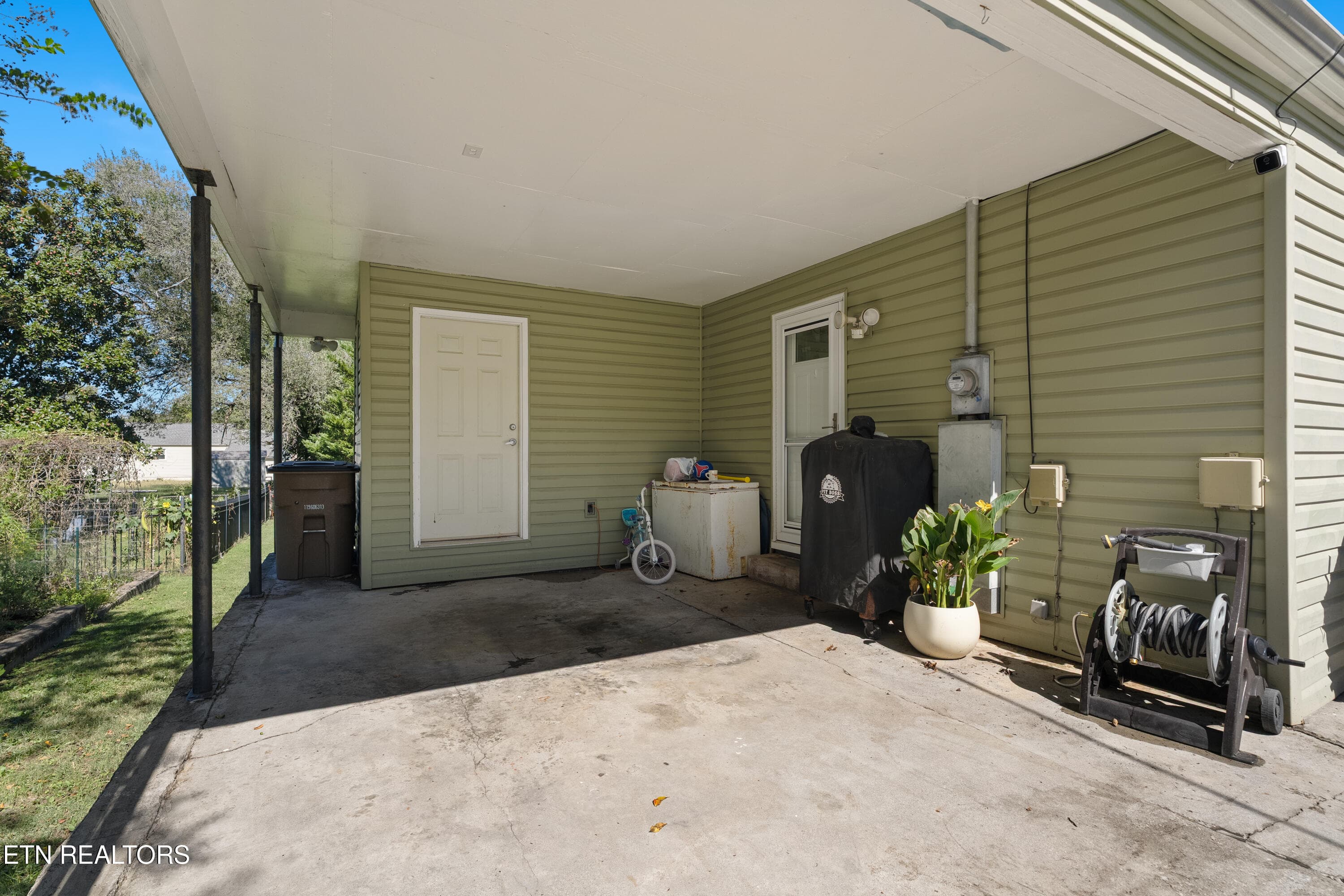 DSC05640 - 2209 Lloyd Ave, Knoxville, TN 37920, Knoxville