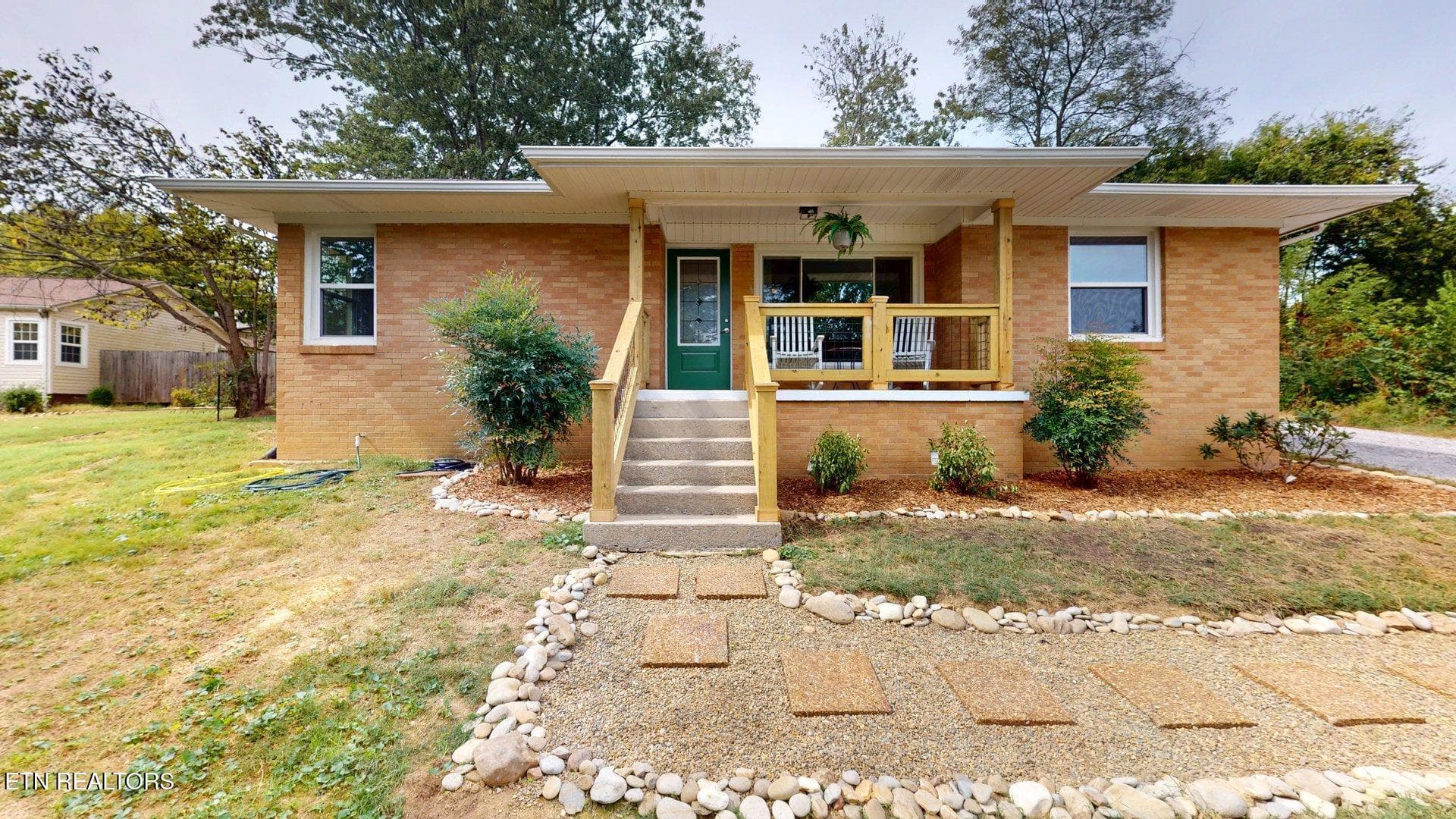 508 McConkey St, Madisonville, TN 37354