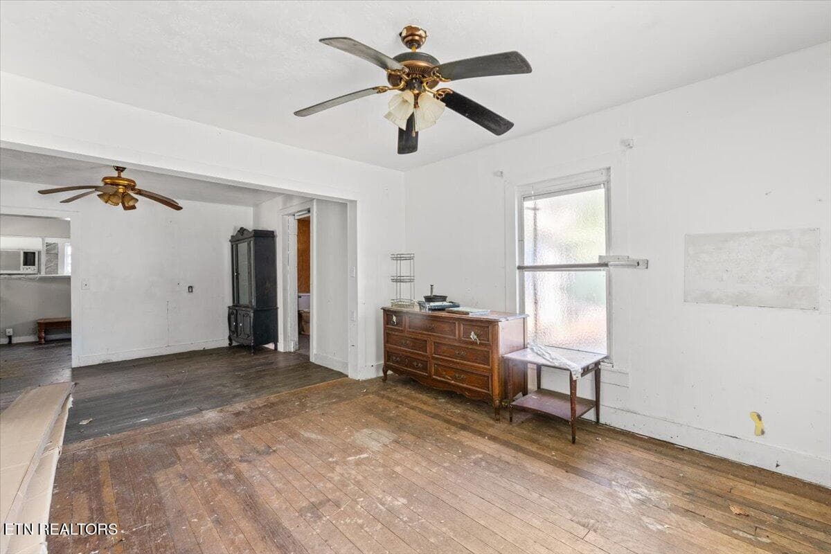 14-216 Pine Hollow Rd - 216 Pine Hollow Rd, Jacksboro, TN 37757, Jacksboro