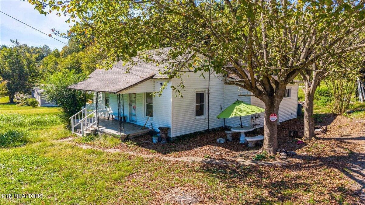 32-216 Pine Hollow Rd - 216 Pine Hollow Rd, Jacksboro, TN 37757, Jacksboro