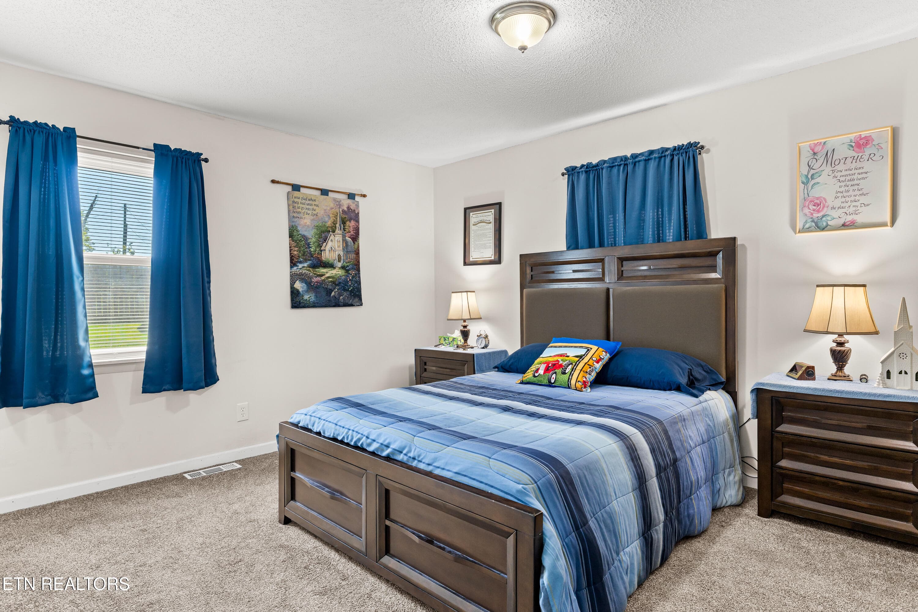 Master Bedroom - 1610 N State Highway 11, Sweetwater, TN 37874, Sweetwater