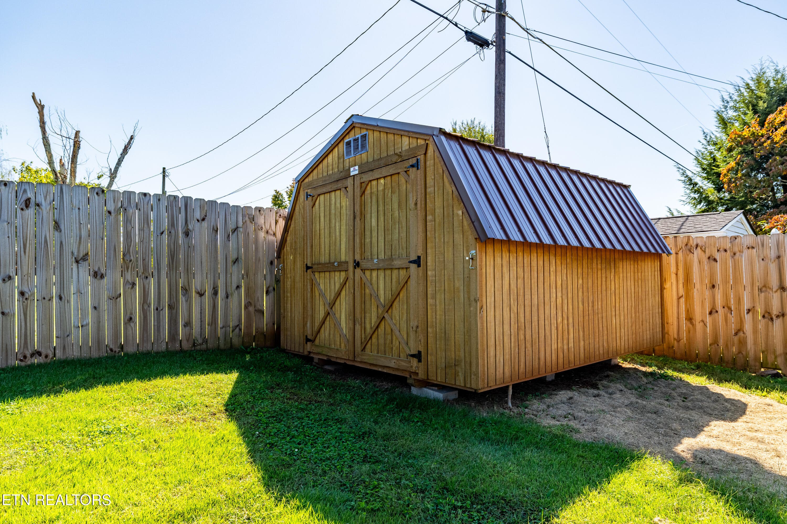 Shed in back - 1610 N State Highway 11, Sweetwater, TN 37874, Sweetwater