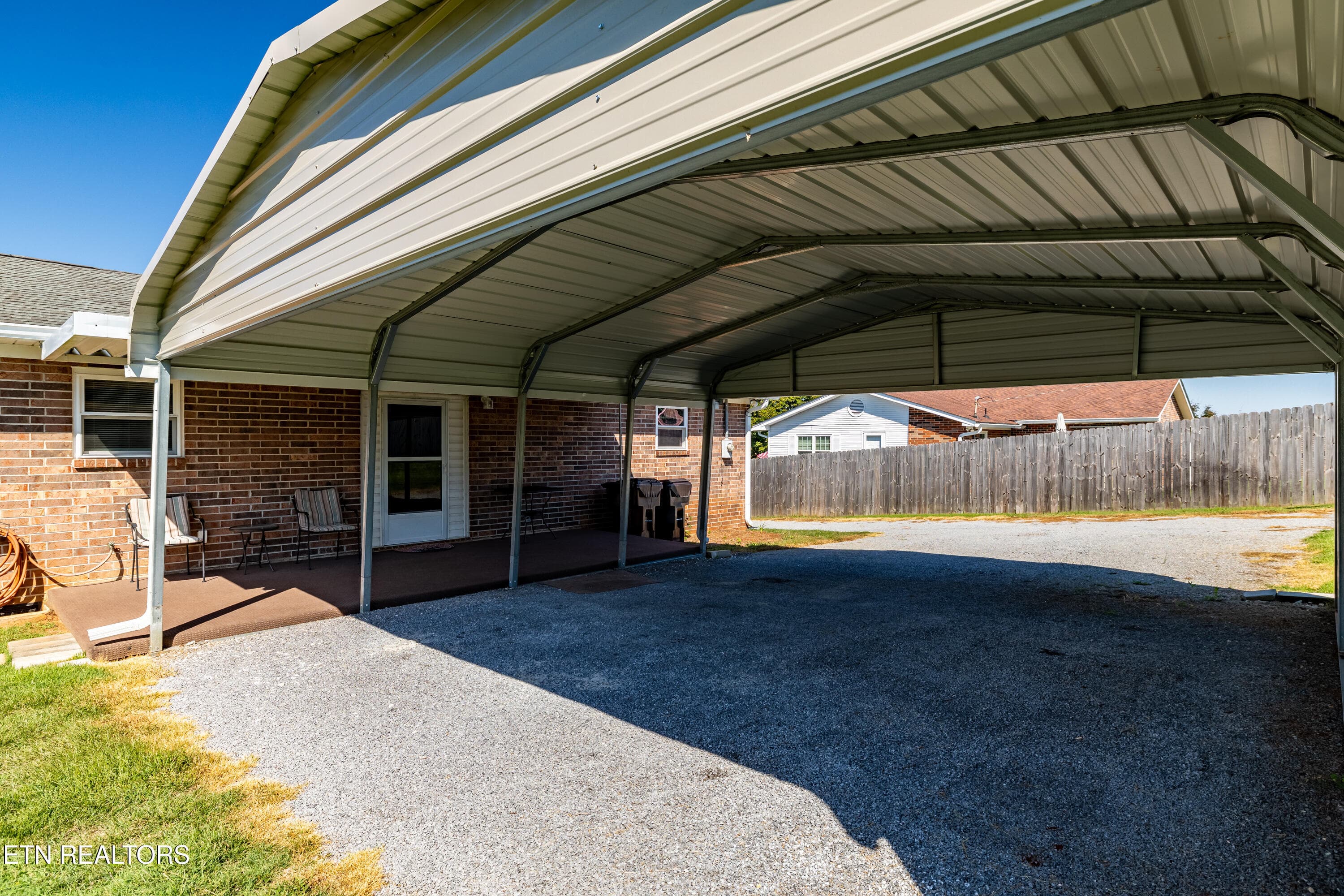 Parking area - 1610 N State Highway 11, Sweetwater, TN 37874, Sweetwater