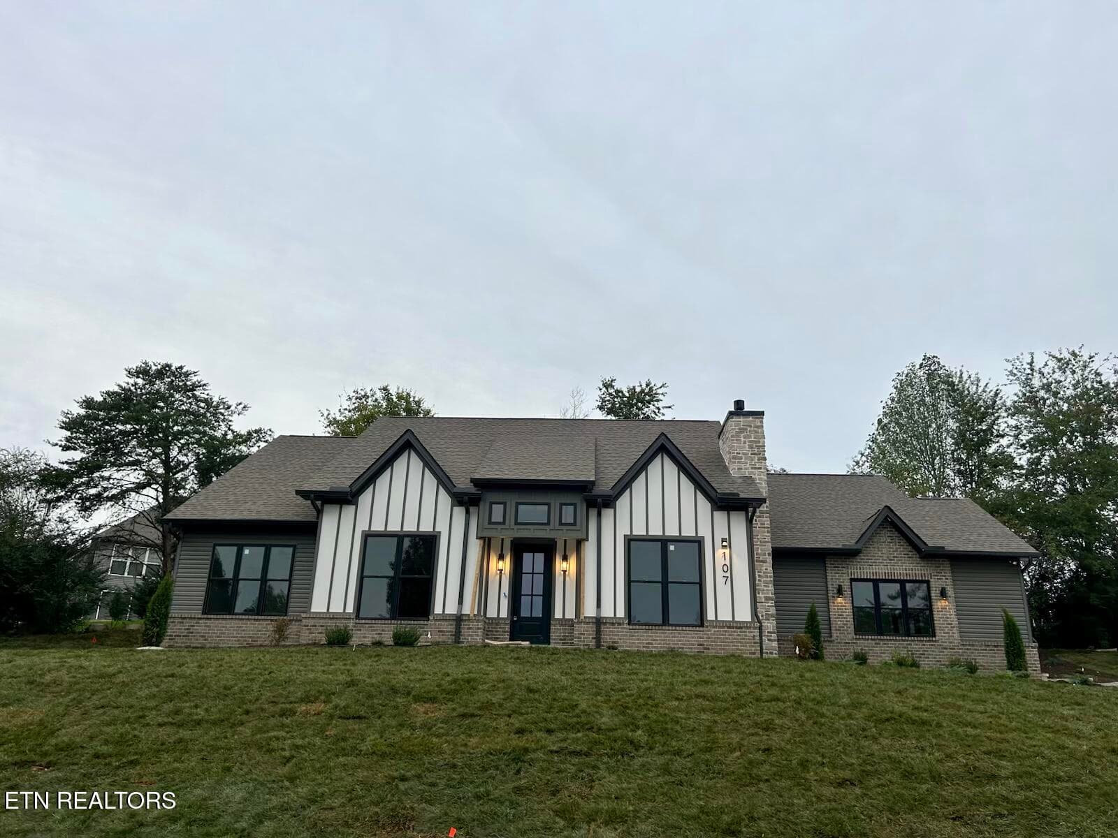 F1C57897-07D2-45AA-B5AE-B6228E27F938 - 107 Amohi Way, Loudon, TN 37774