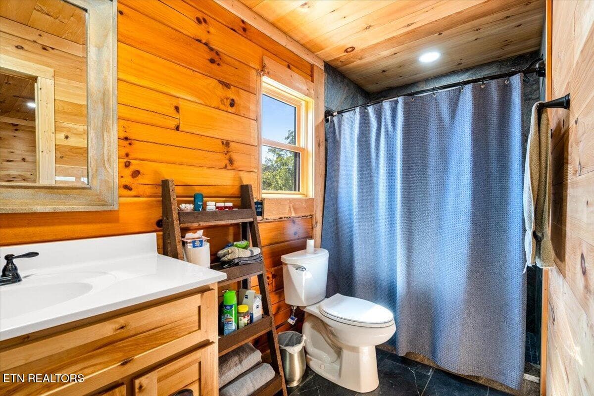 36-5106 Buffalo Rd - 5601 Buffalo Rd, Oneida, TN 37841, Oneida