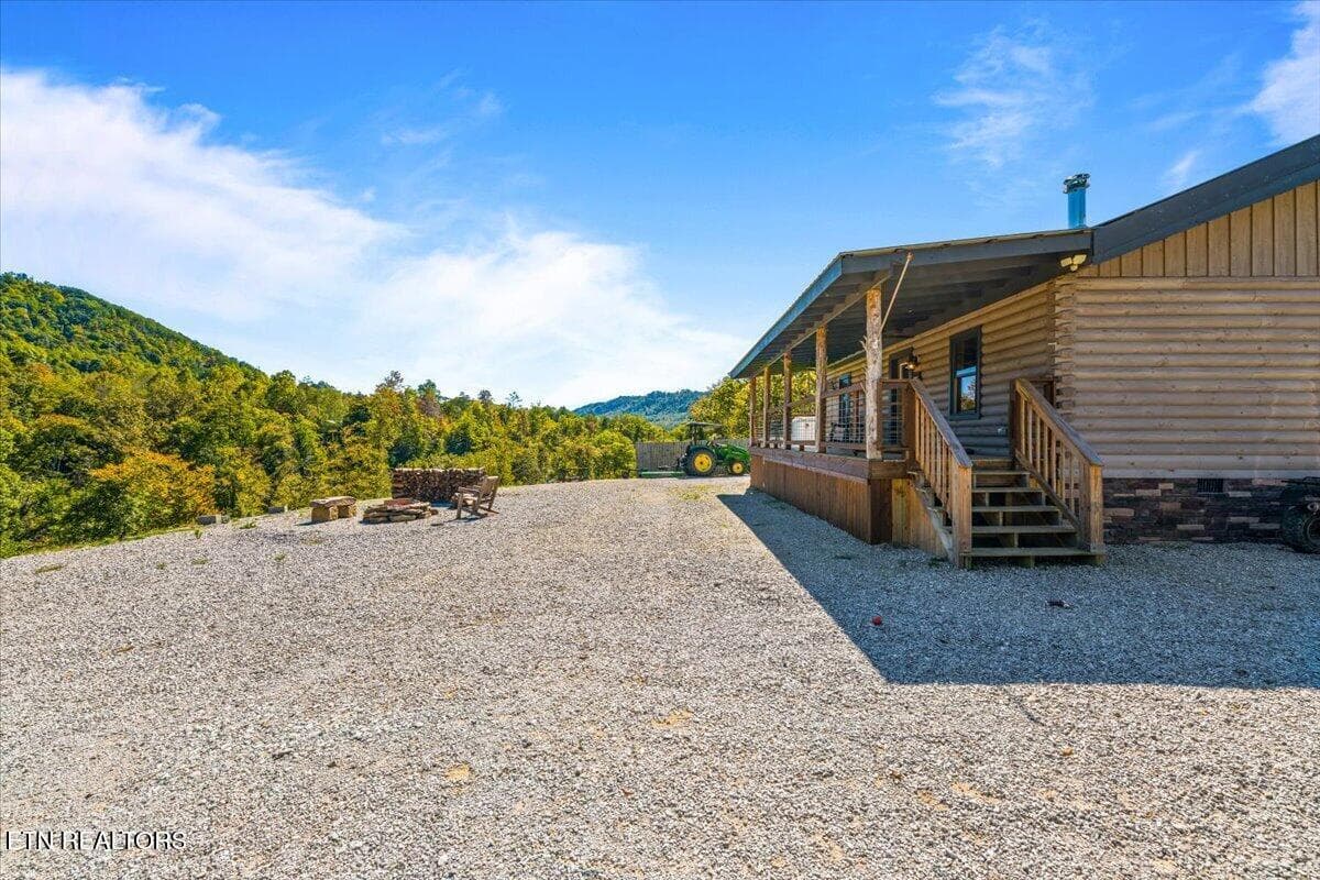 52-5106 Buffalo Rd - 5601 Buffalo Rd, Oneida, TN 37841, Oneida