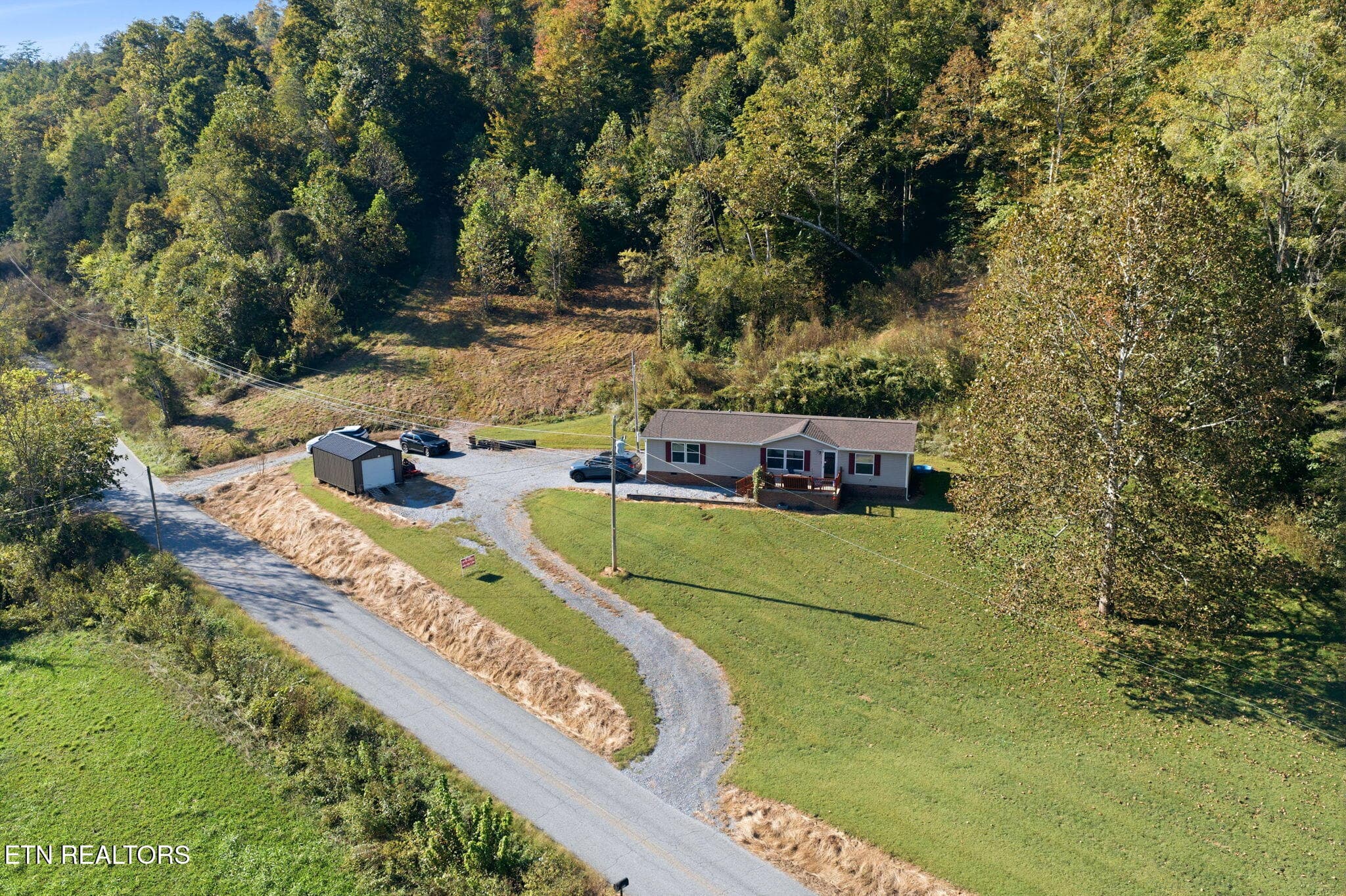 24-web-or-mls-024_016_DJI_20261007163148 - 3840 War Creek Rd, Thorn Hill, TN 37881, Thorn Hill