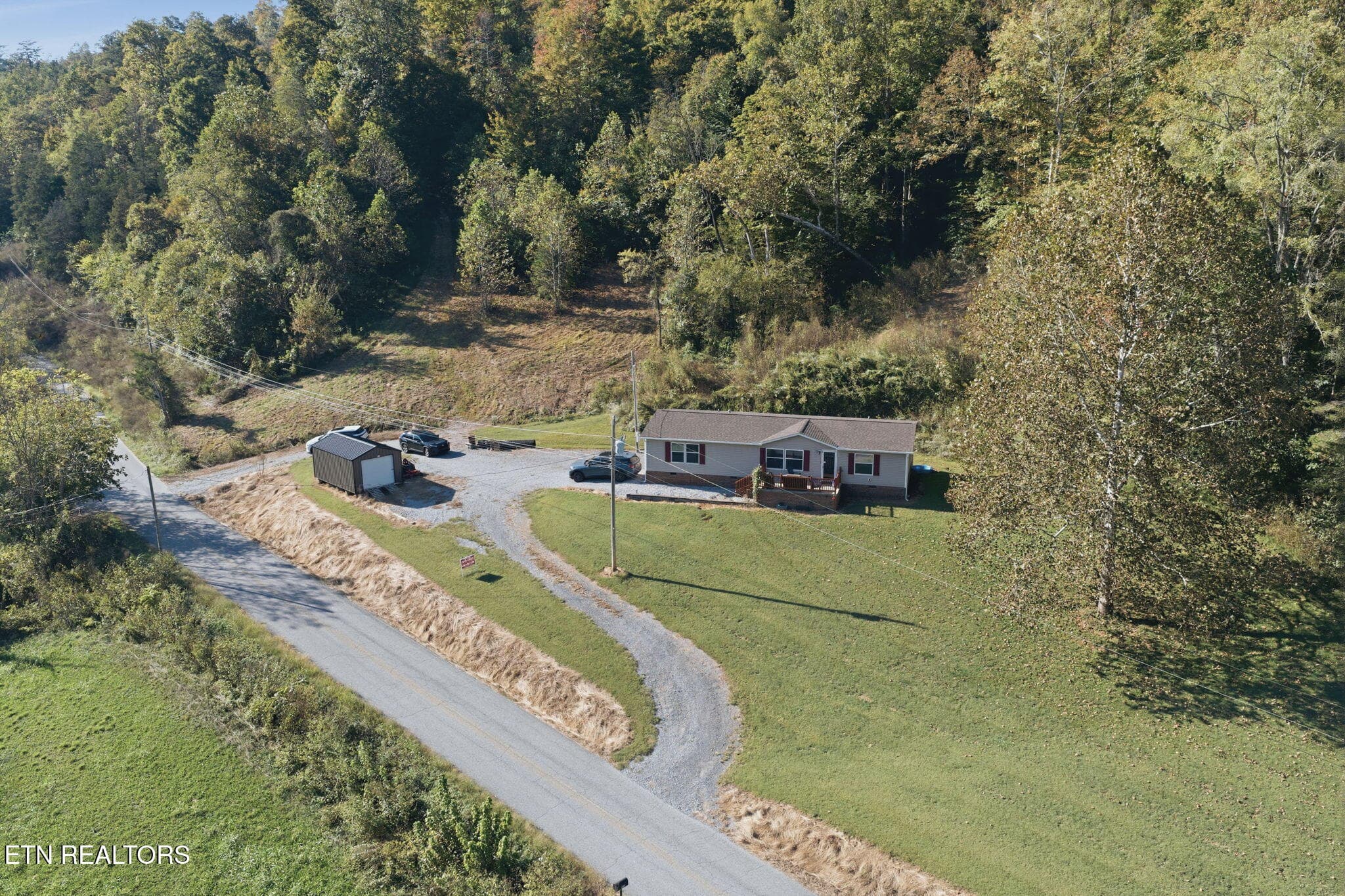 25-web-or-mls-025_016_DJI_20261007163148 - 3840 War Creek Rd, Thorn Hill, TN 37881, Thorn Hill
