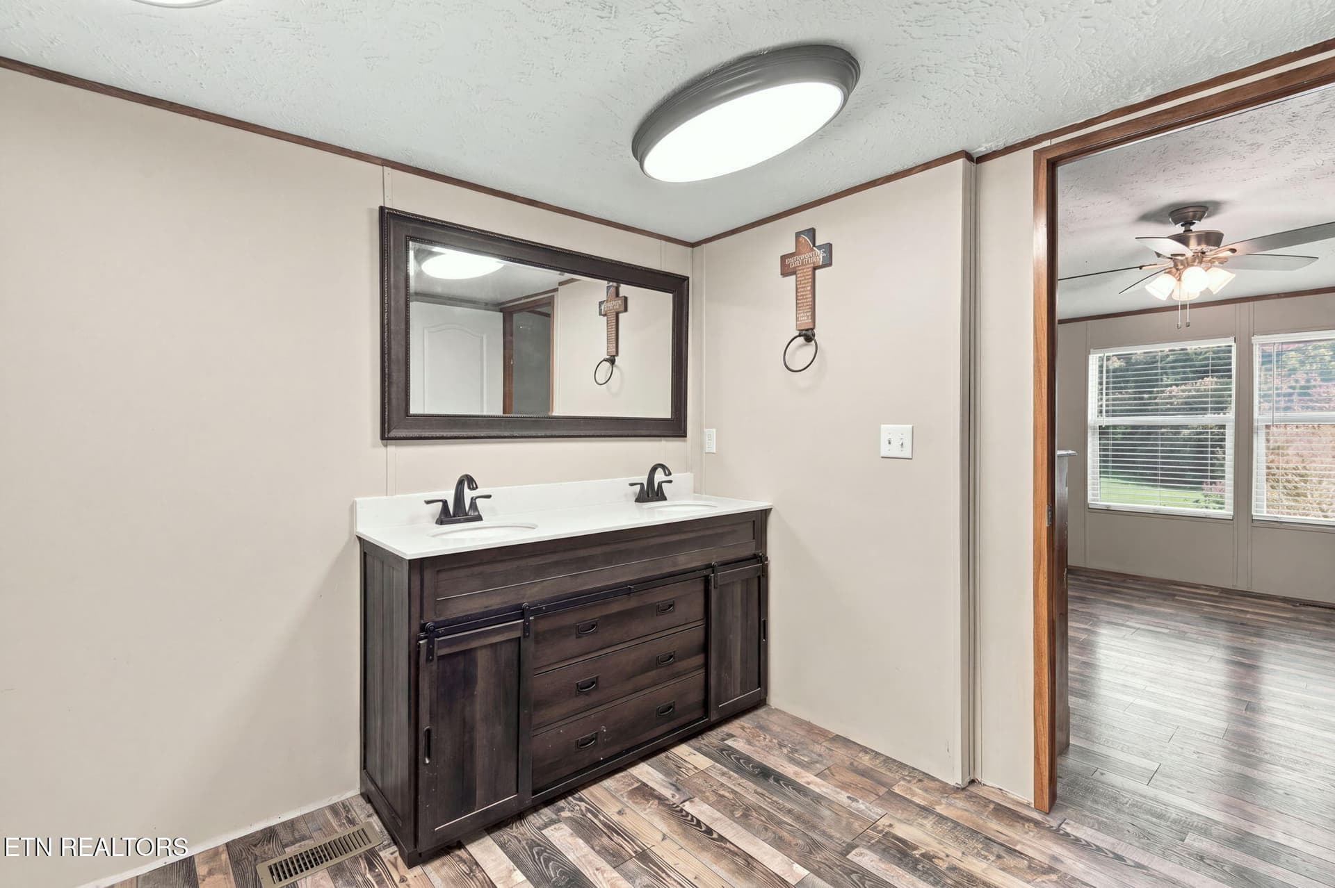 68-web-or-mls-068_038_DSC_9315__declutte - 3840 War Creek Rd, Thorn Hill, TN 37881