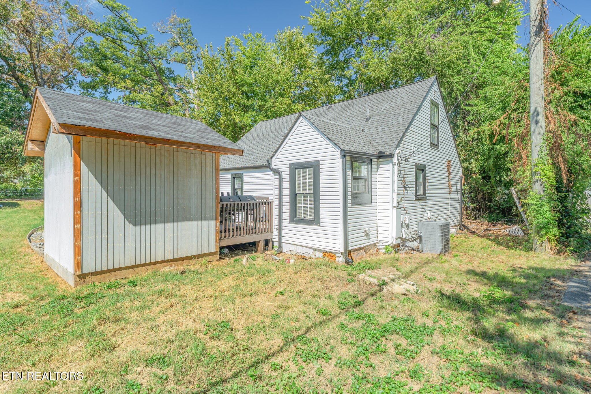 29-web-or-mls-224 E Burwell Ave-30 - 224 E Burwell Ave, Knoxville, TN 37917, Knoxville