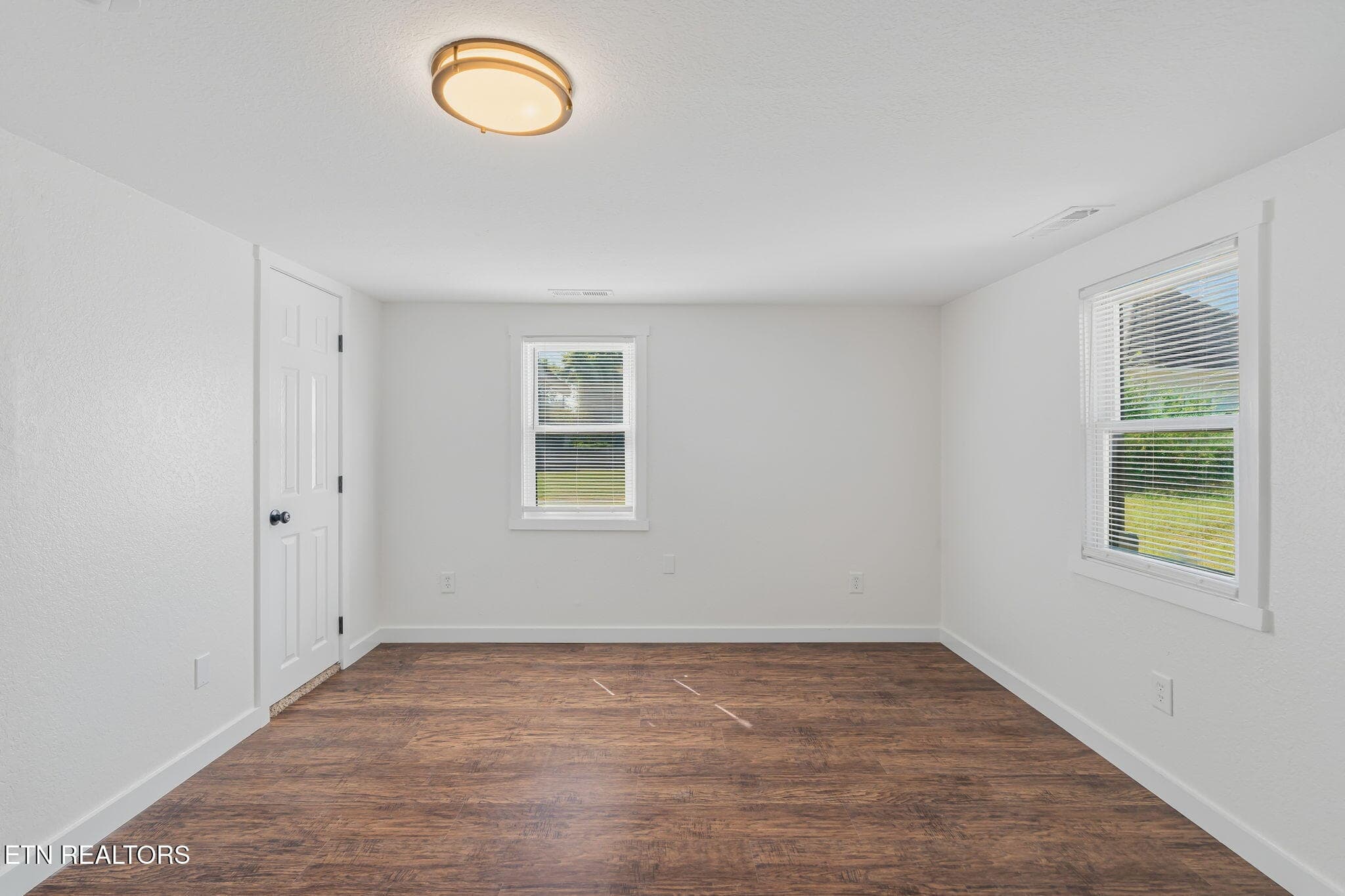 16-web-or-mls-224 E Burwell Ave-17 - 224 E Burwell Ave, Knoxville, TN 37917, Knoxville