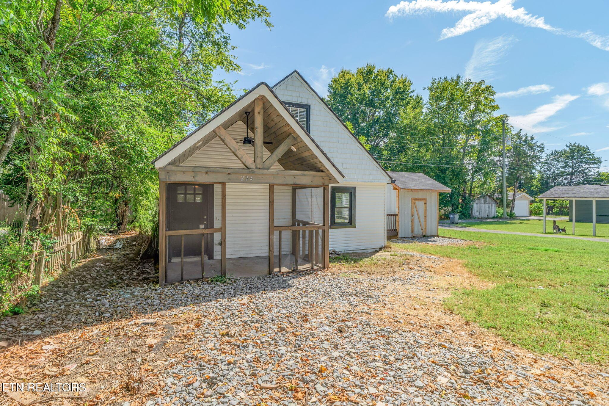 5-web-or-mls-224 E Burwell Ave-6 - 224 E Burwell Ave, Knoxville, TN 37917, Knoxville
