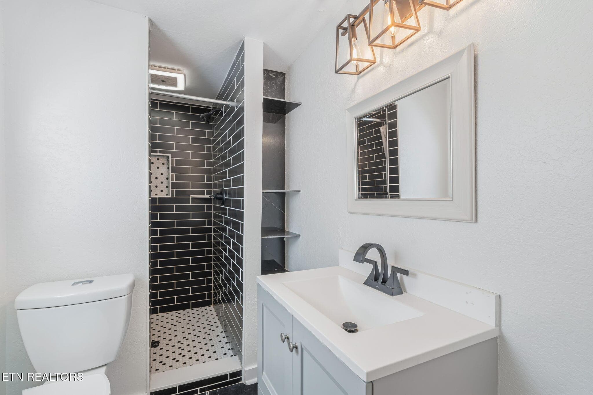 14-web-or-mls-224 E Burwell Ave-15 - 224 E Burwell Ave, Knoxville, TN 37917, Knoxville