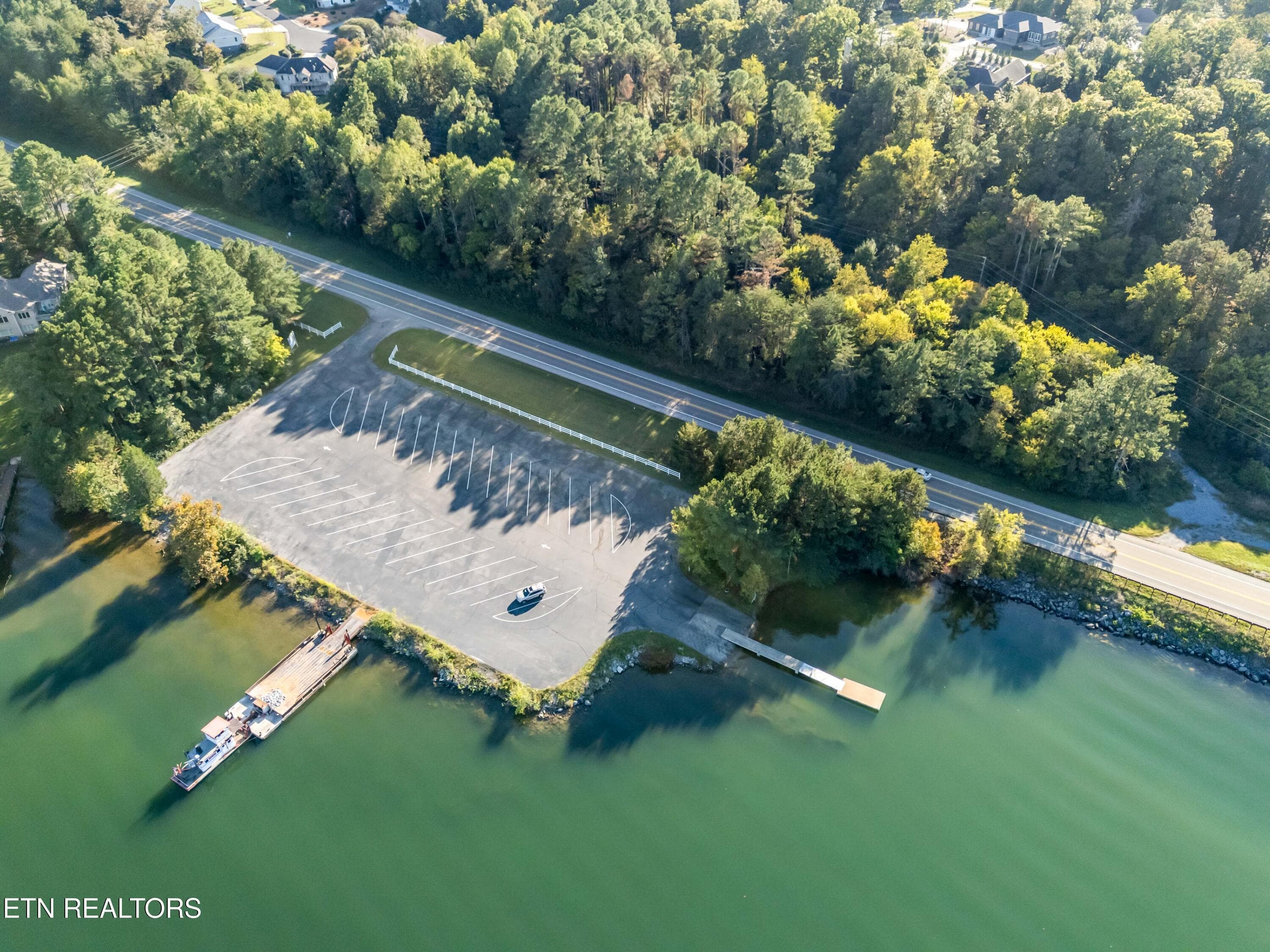 DJI_20261006171055_0075_D_DTM4P - 508 Skiatook Court, Loudon, TN 37774, Loudon