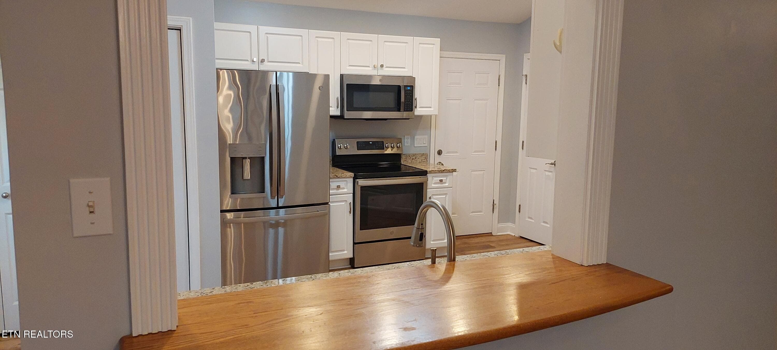 Kit passthrough - 931 Mercer Drive, Maryville, TN 37801, Maryville