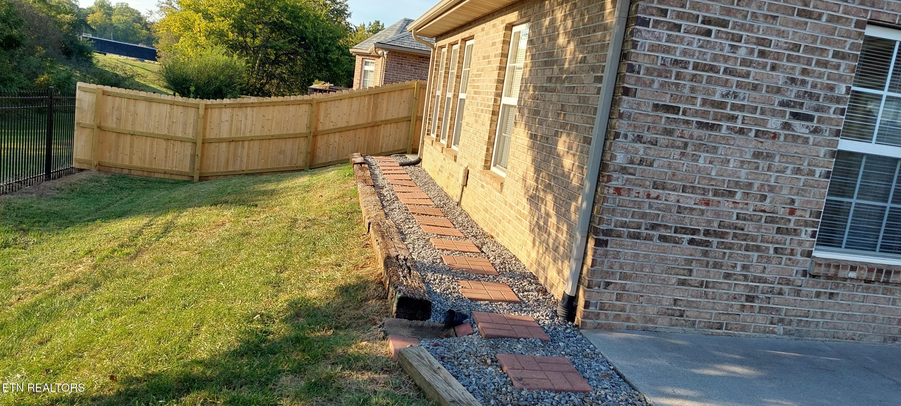 walkway 1 - 931 Mercer Drive, Maryville, TN 37801, Maryville