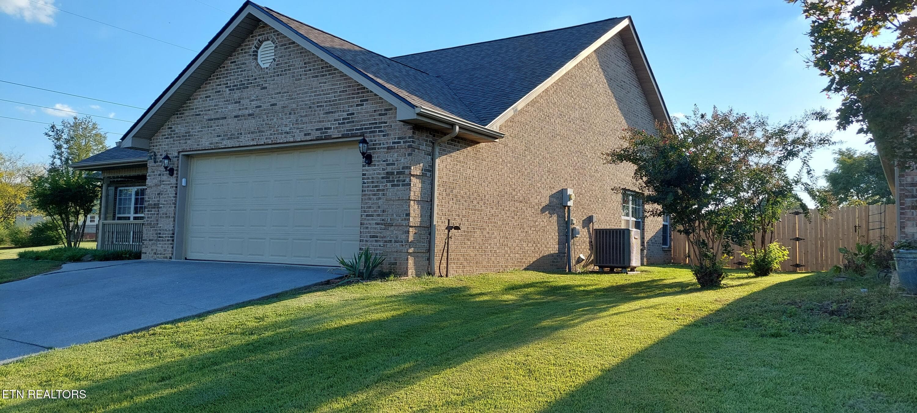 right side of home - 931 Mercer Drive, Maryville, TN 37801, Maryville